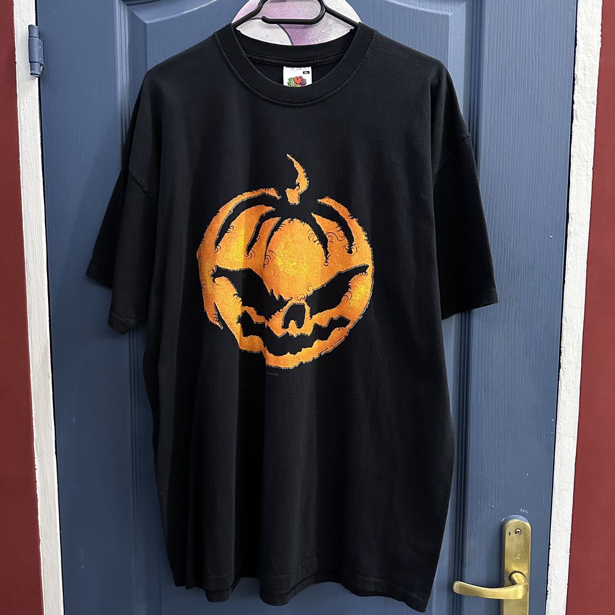 Fruit Of The Loom × Vintage Helloween 2003 movie horror Rabbit don’t come easy USA Size US XL / EU 56 / 4 - 1 Thumbnail