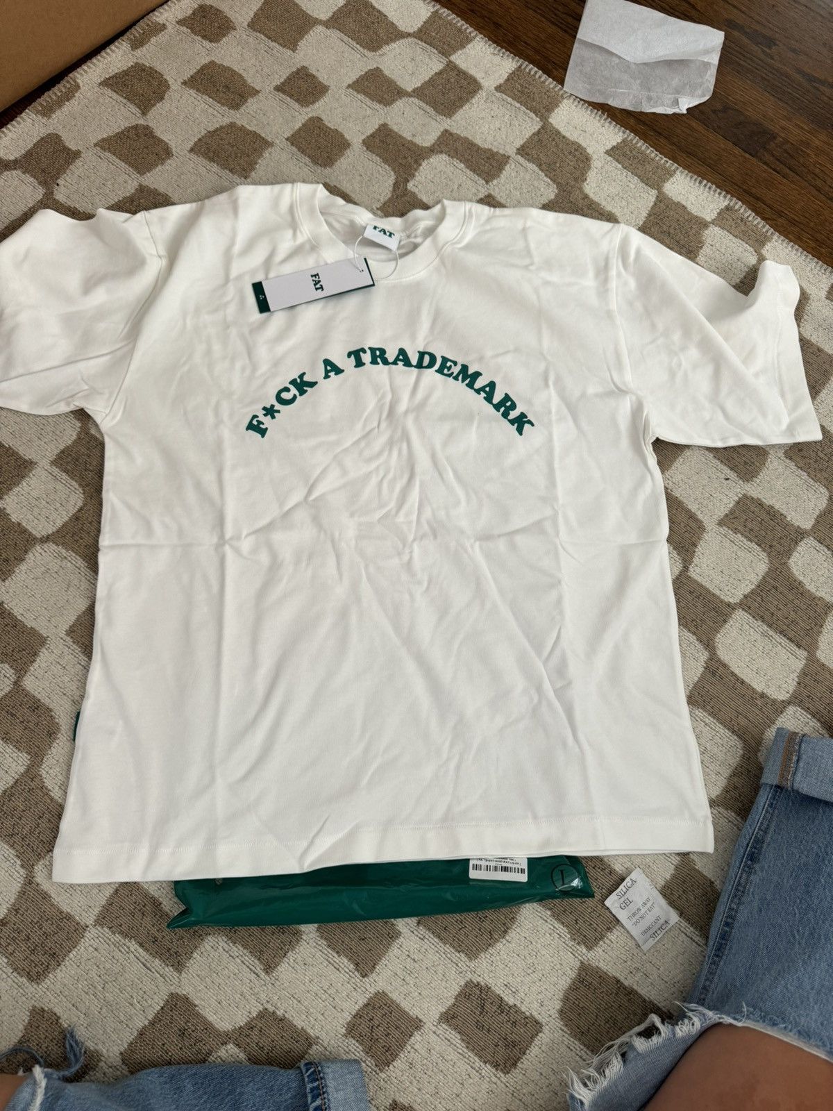 Full Send Bloody Sunday F*CK A TRADEMARK TEE Size US L / EU 52-54 / 3 - 3 Thumbnail