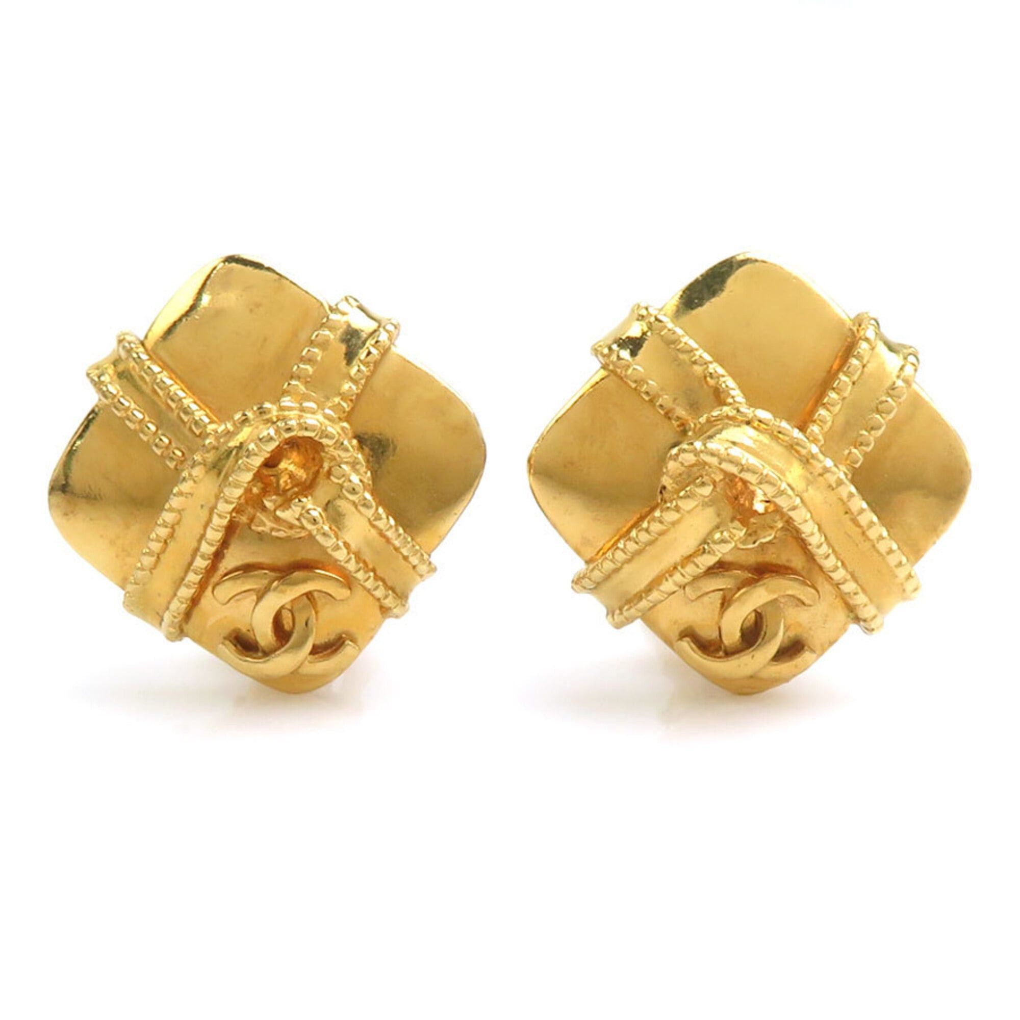Chanel Chanel earrings, Coco Mark design, metal, gold, women's, e61911a Size ONE SIZE - 1 Thumbnail