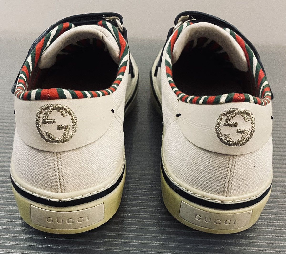 Gucci Gucci 🇮🇹 x Tom Ford white canvas Firenze sneakers 6uk VINTAGE Size US 7 / EU 40 - 11 Thumbnail