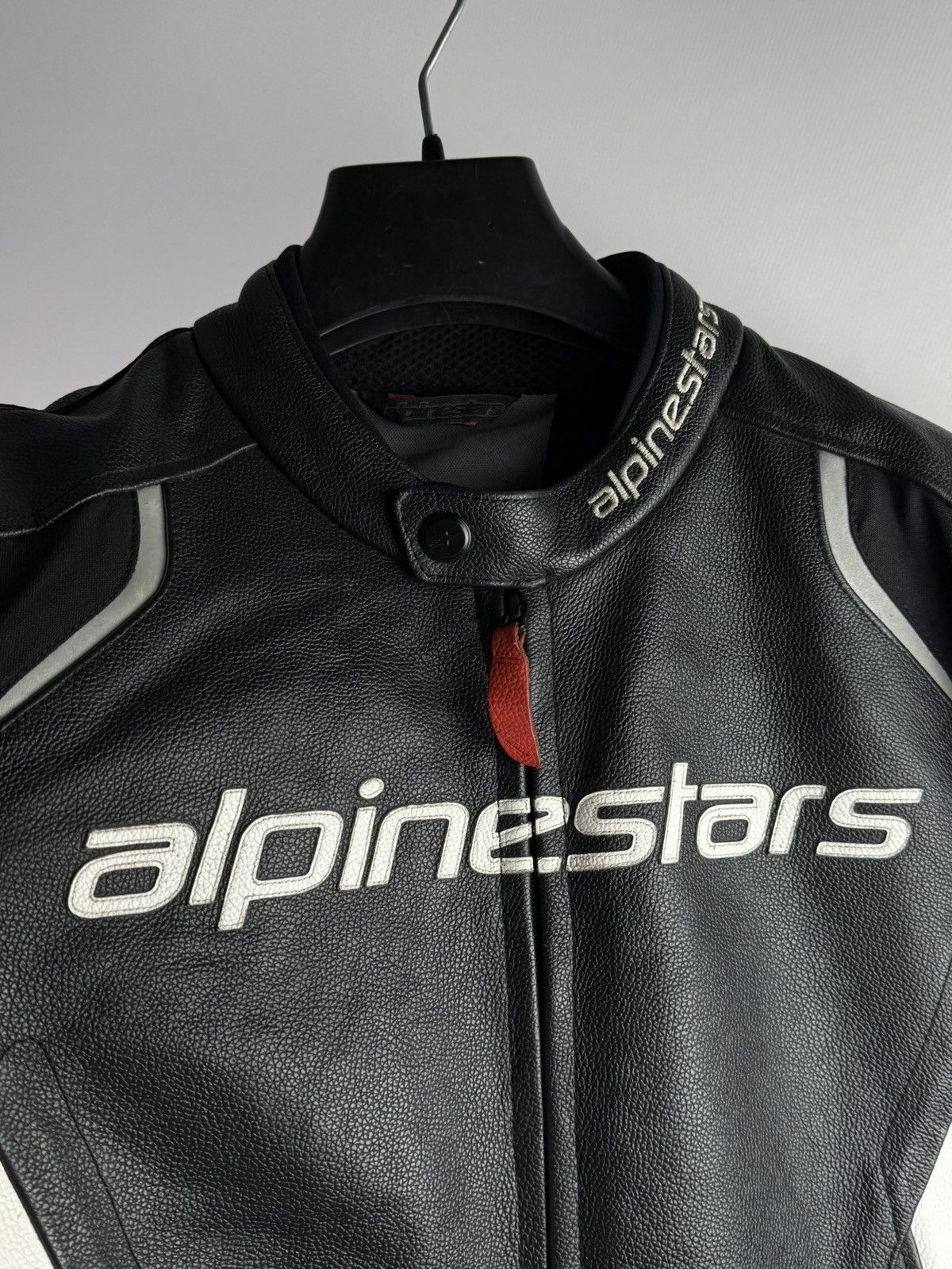 Alpinestars Alpinestars Devon Motorcycle/Motorbike Leather Jacket Black Size US S / EU 44-46 / 1 - 8 Thumbnail