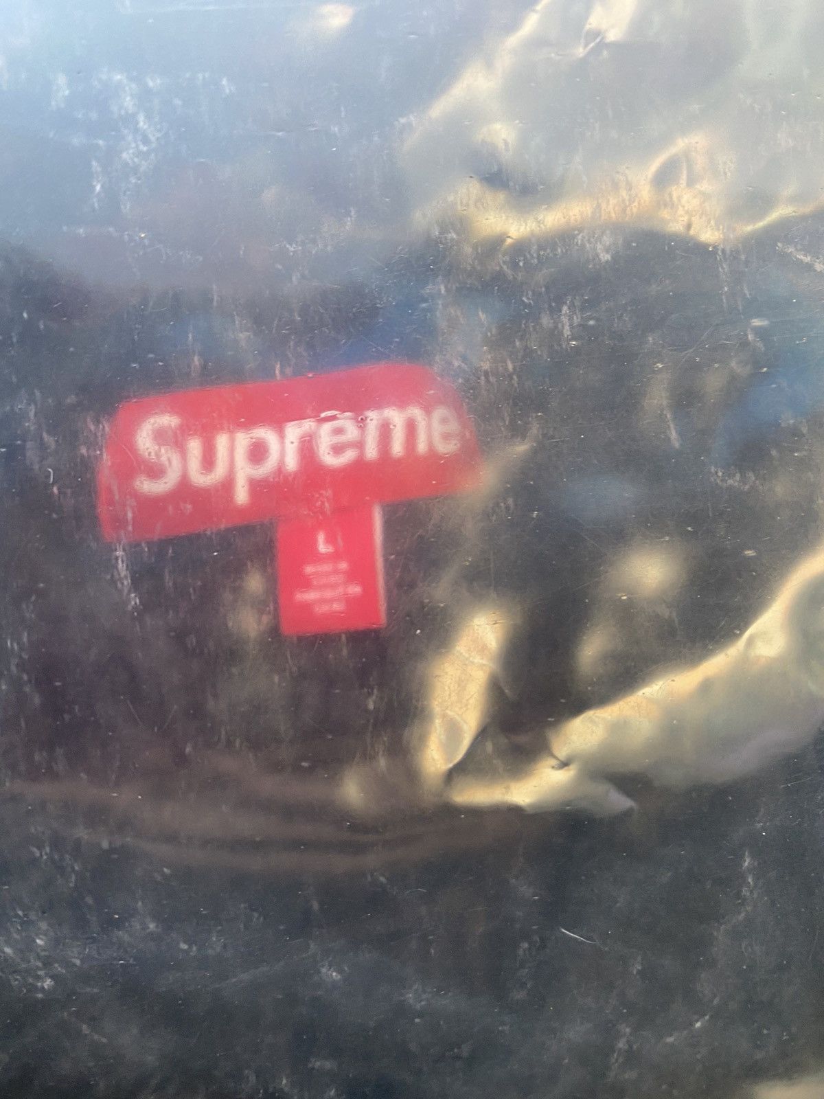 Supreme Supreme Applique Cable Knit Sweater In Hand Size US L / EU 52-54 / 3 - 9 Thumbnail