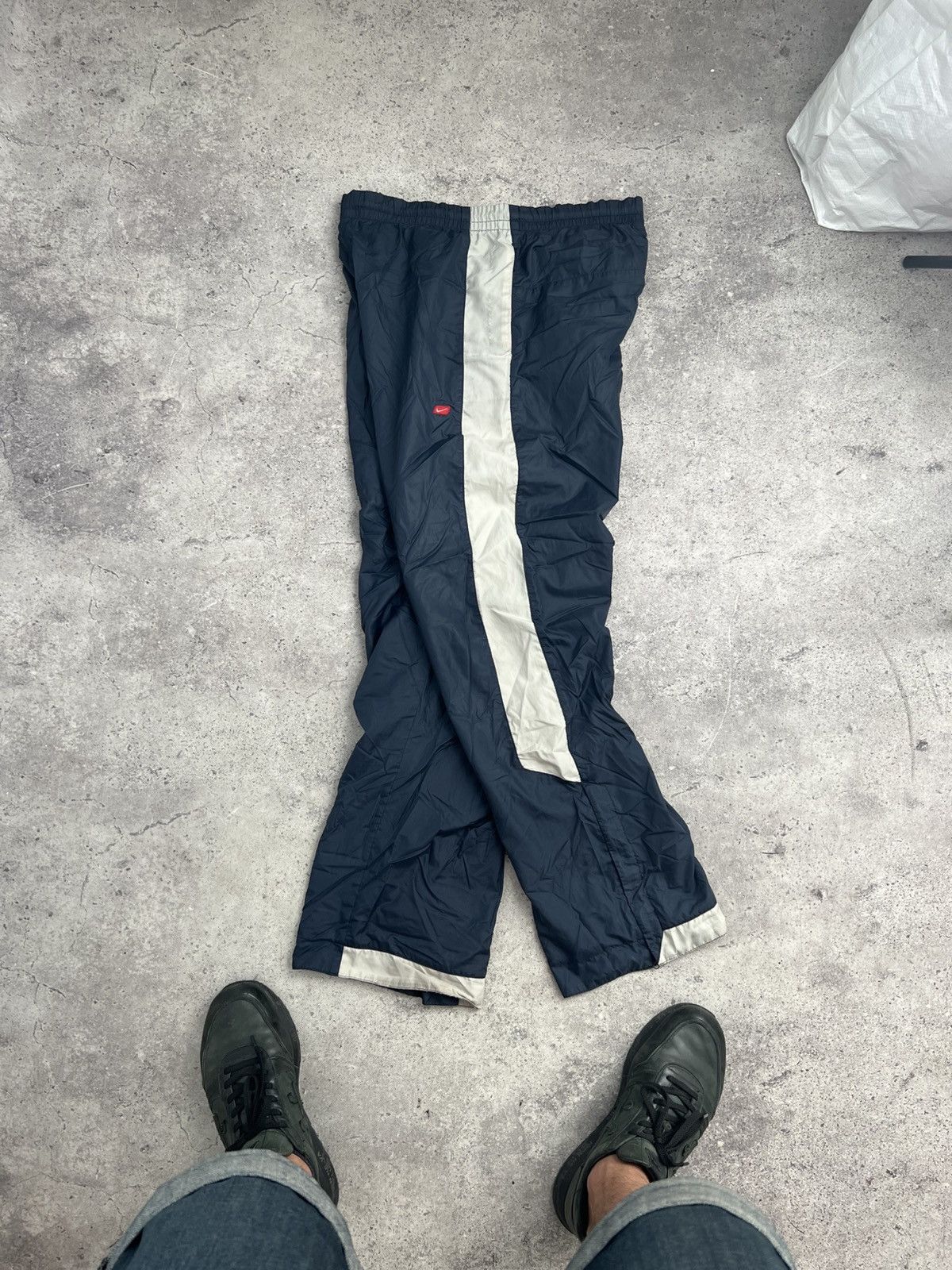 Nike Y2K Nike Nylon Pants Track Drill 00s Logo Swoosh Size US 32 / EU 48 - 1 Thumbnail