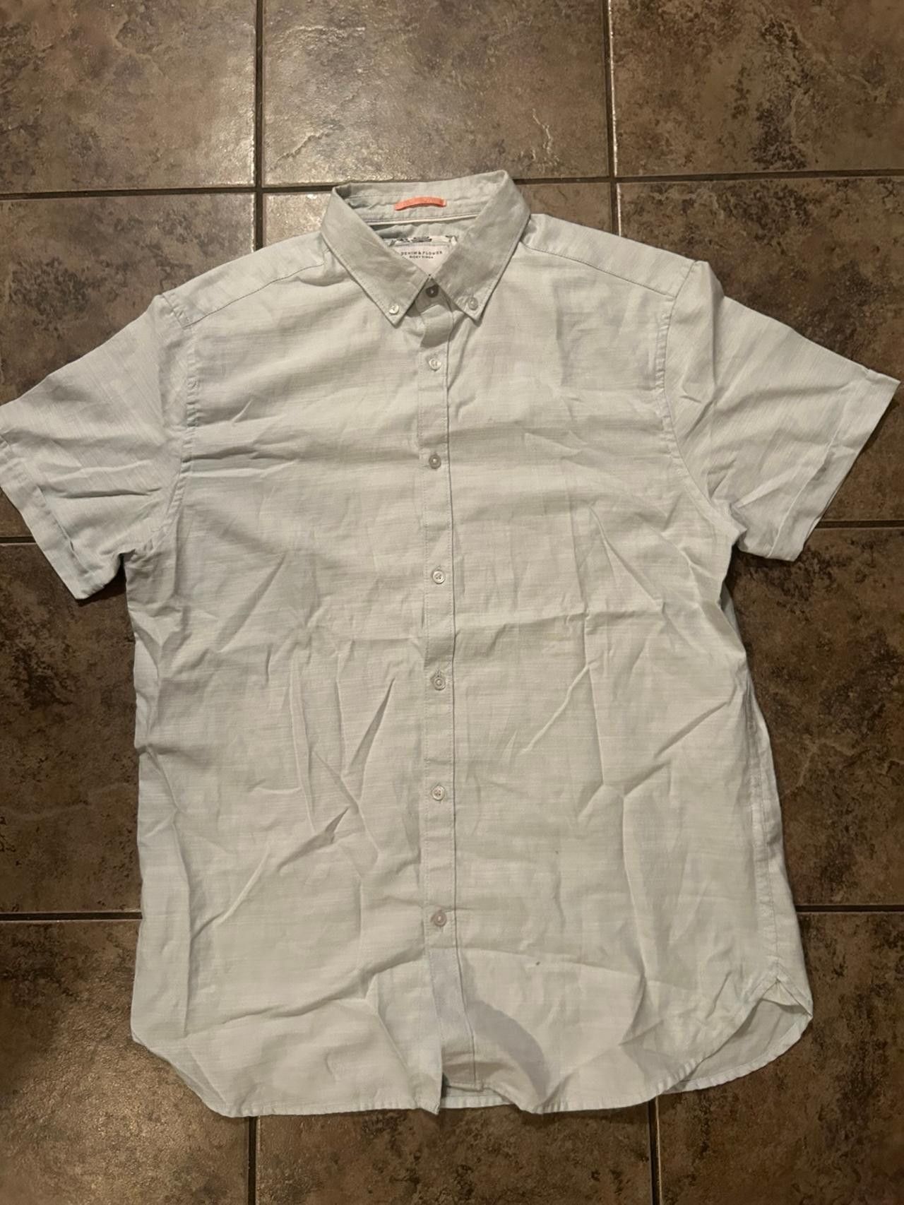 Denim & Flower Denim & Flower Men's Button Down Slim Fit Size Medium Size US M / EU 48-50 / 2 - 1 Preview