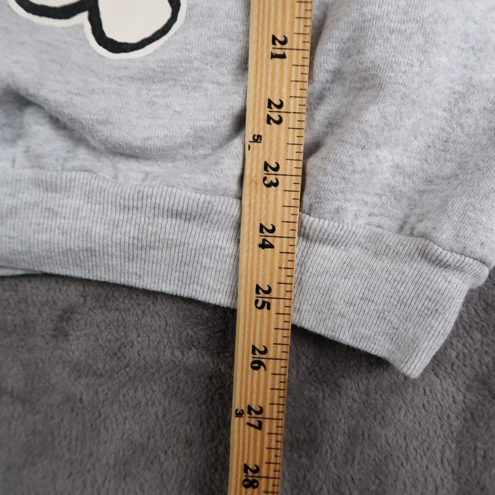 Vintage VINTAGE Snoopy Sweatshirt Cartoon Crewneck M Gray USA 90s Peanuts Crew Neck Mens Womens Unisex Adults Graphic Print Cotton Polyester Regular Fit Size US M / EU 48-50 / 2 - 7 Thumbnail