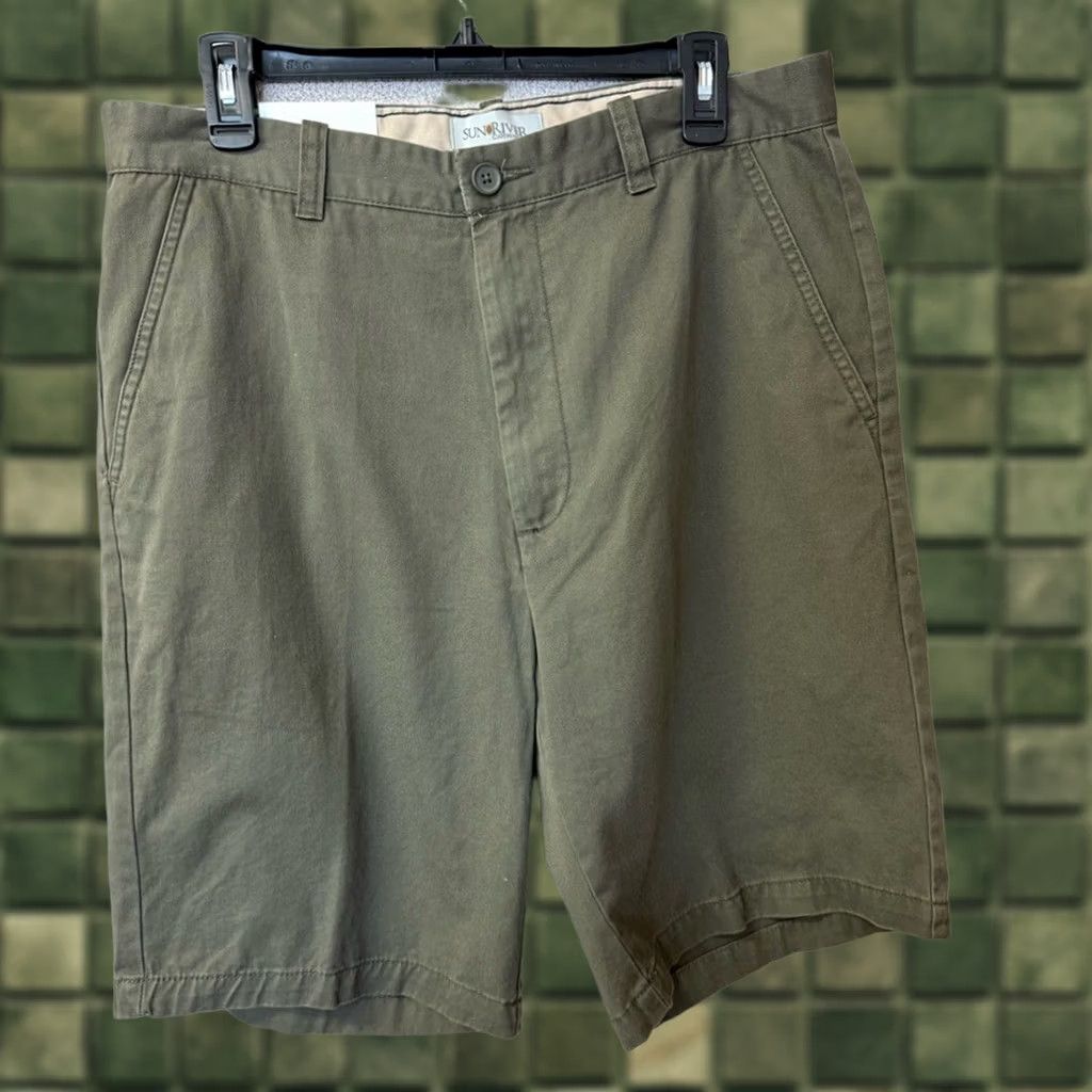 Olive Sun River Shorts Men 34 Flat Front Olive Green Size US 34 / EU 50 - 1 Thumbnail