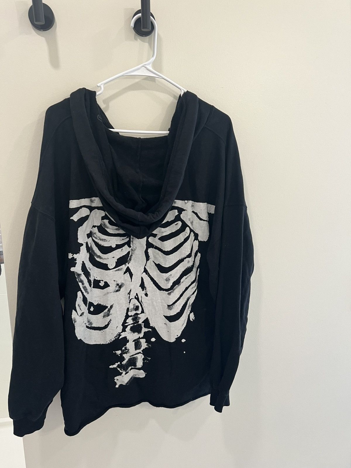 Urban Outfitters black skeleton zip up jacket 🩻🖤 Size L / US 10 / IT 46 - 2 Thumbnail