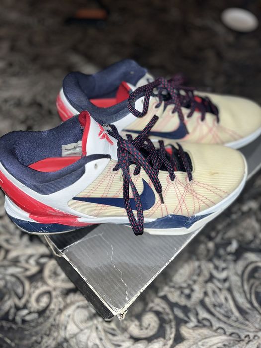 Kobe on sale 7 olympic