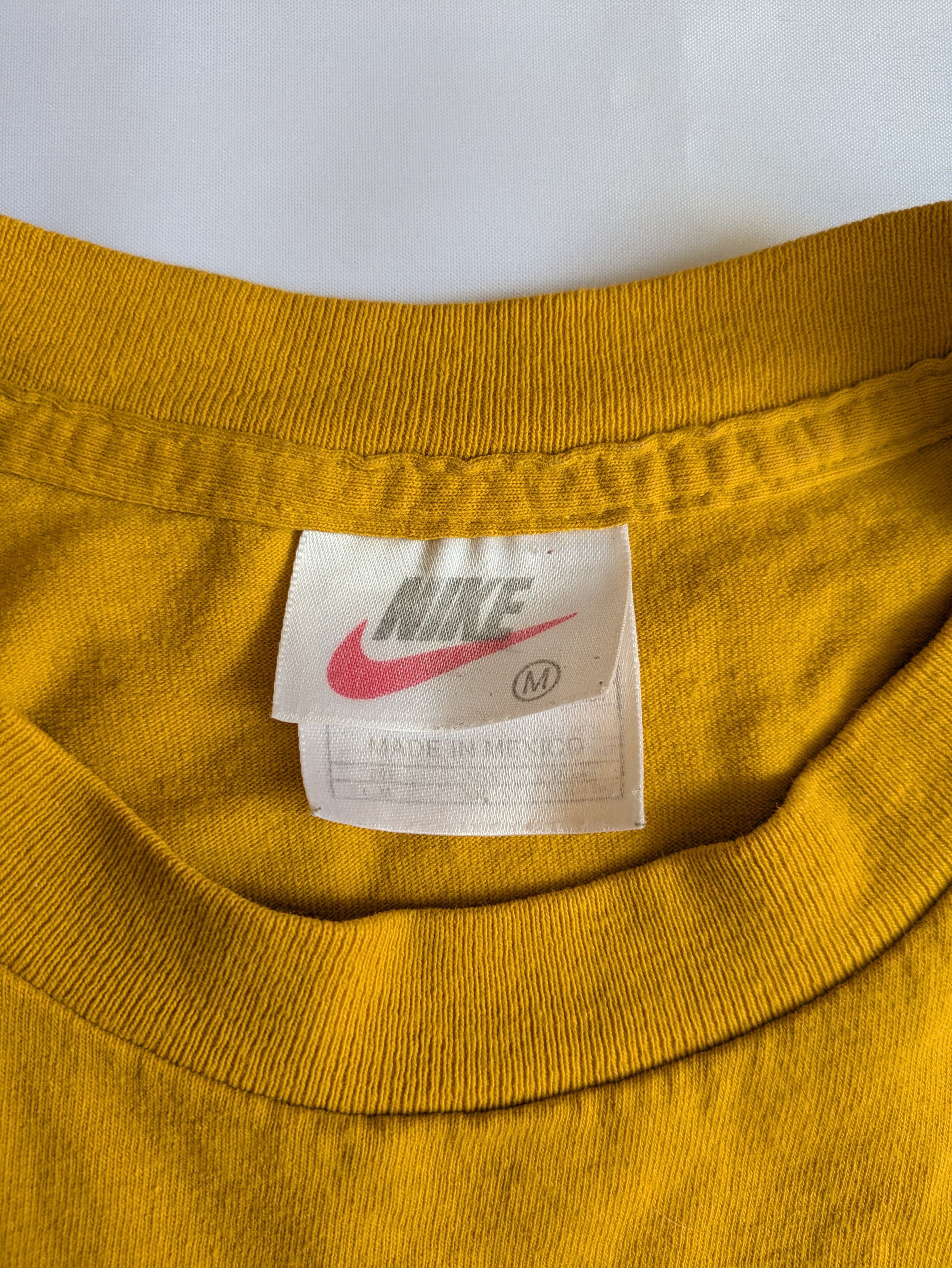 Nike Rare Vintage NIKE Oval Swoosh Graphic T Shirt 90sWhite Tag Size US M / EU 48-50 / 2 - 4 Thumbnail
