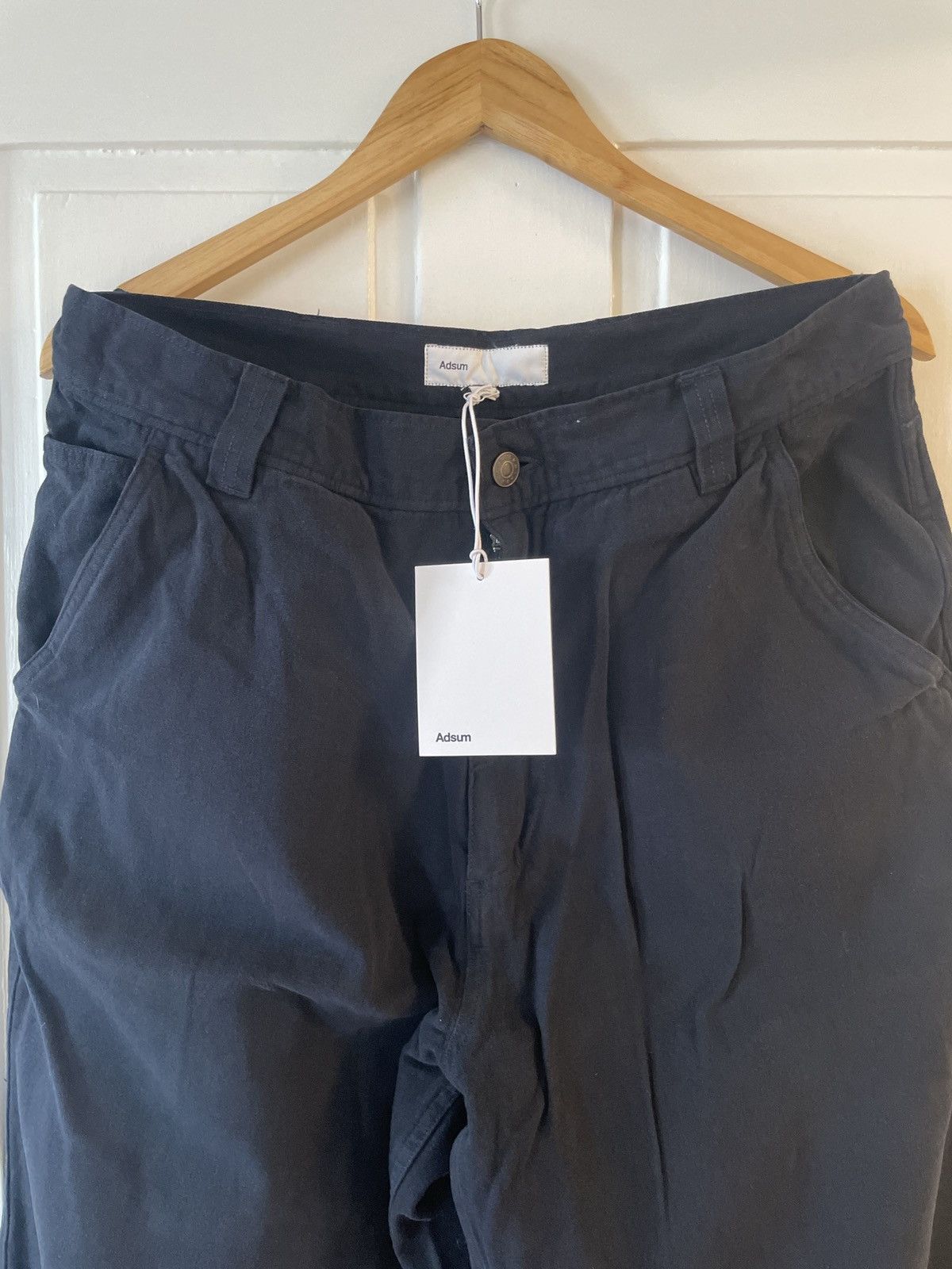 Adsum Adsum Summer Patch Pocket Pant in Navy Size US 35 - 2 Thumbnail