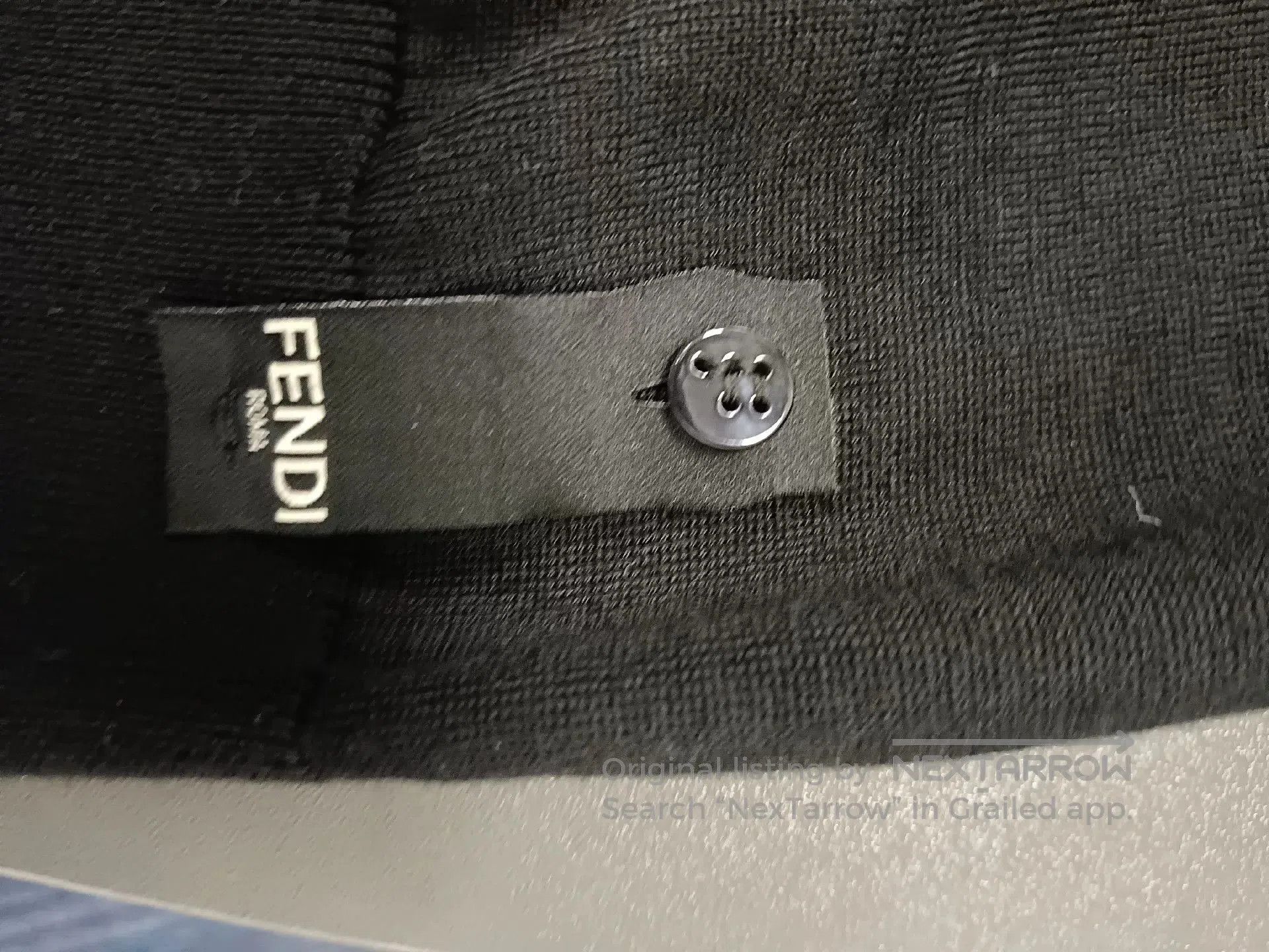 Fendi Fendi Classic Logo Crewneck Sweatshirt Black. Size US L / EU 52-54 / 3 - 3 Thumbnail