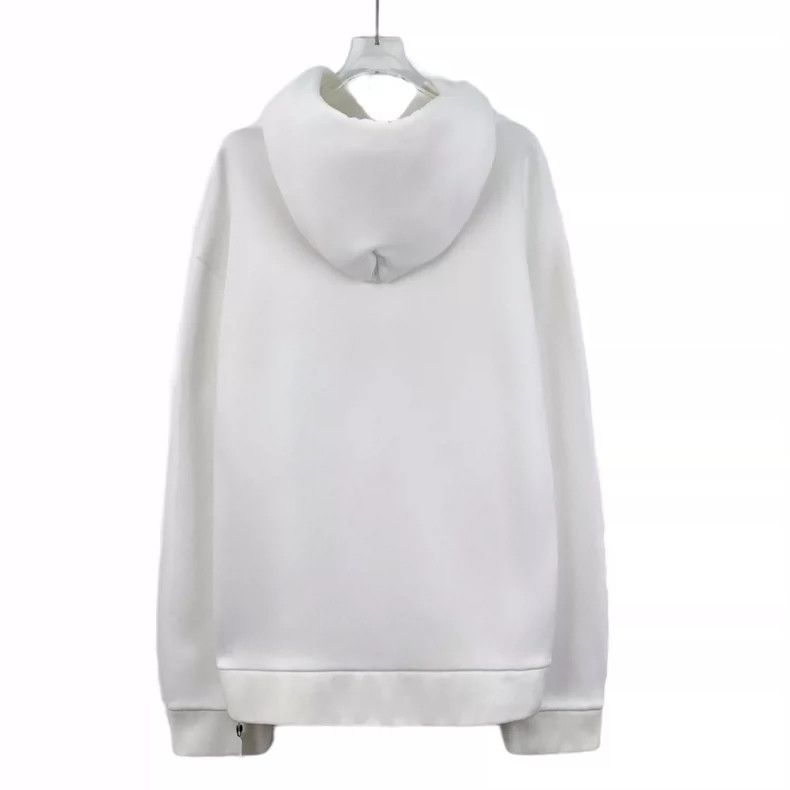 Louis Vuitton Louis Vuitton size 4l White logo monogrammed embroidered co Size US M / EU 48-50 / 2 - 2 Thumbnail