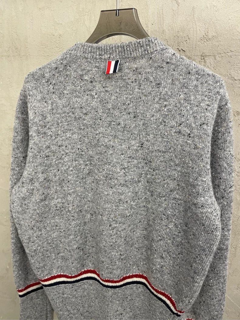 Thom Browne Thom browne Gray stripe Christmas puppy round-neck wool sea Size US L / EU 52-54 / 3 - 4 Thumbnail