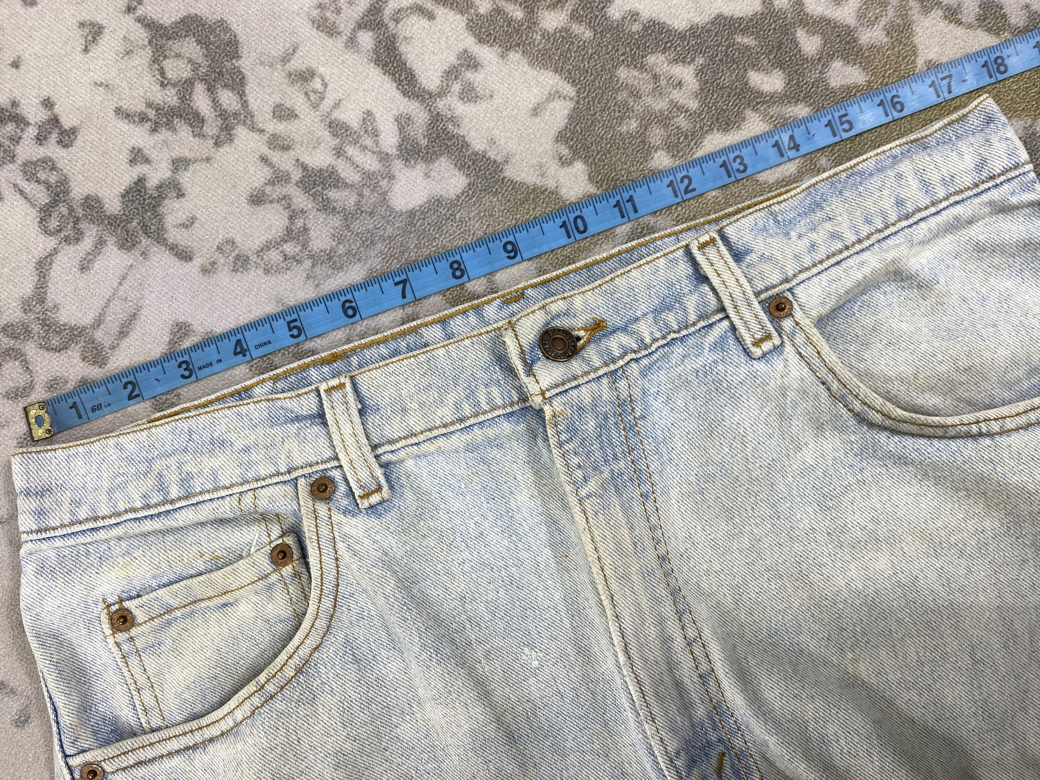 Levi's 90s Light Wash Vintage Levi's 560 USA Denim 35x31.5 JN714 Size US 35 - 5 Thumbnail