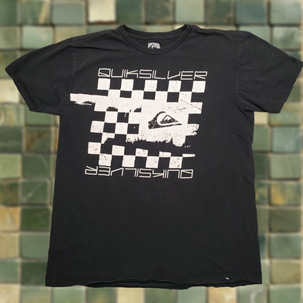 Quiksilver VINTAGE Quiksilver Shirt Mens Large Slim Fit Black Short Sleeve Surf Skate Y2K Retro TEE Mens Size US L / EU 52-54 / 3 - 1 Thumbnail