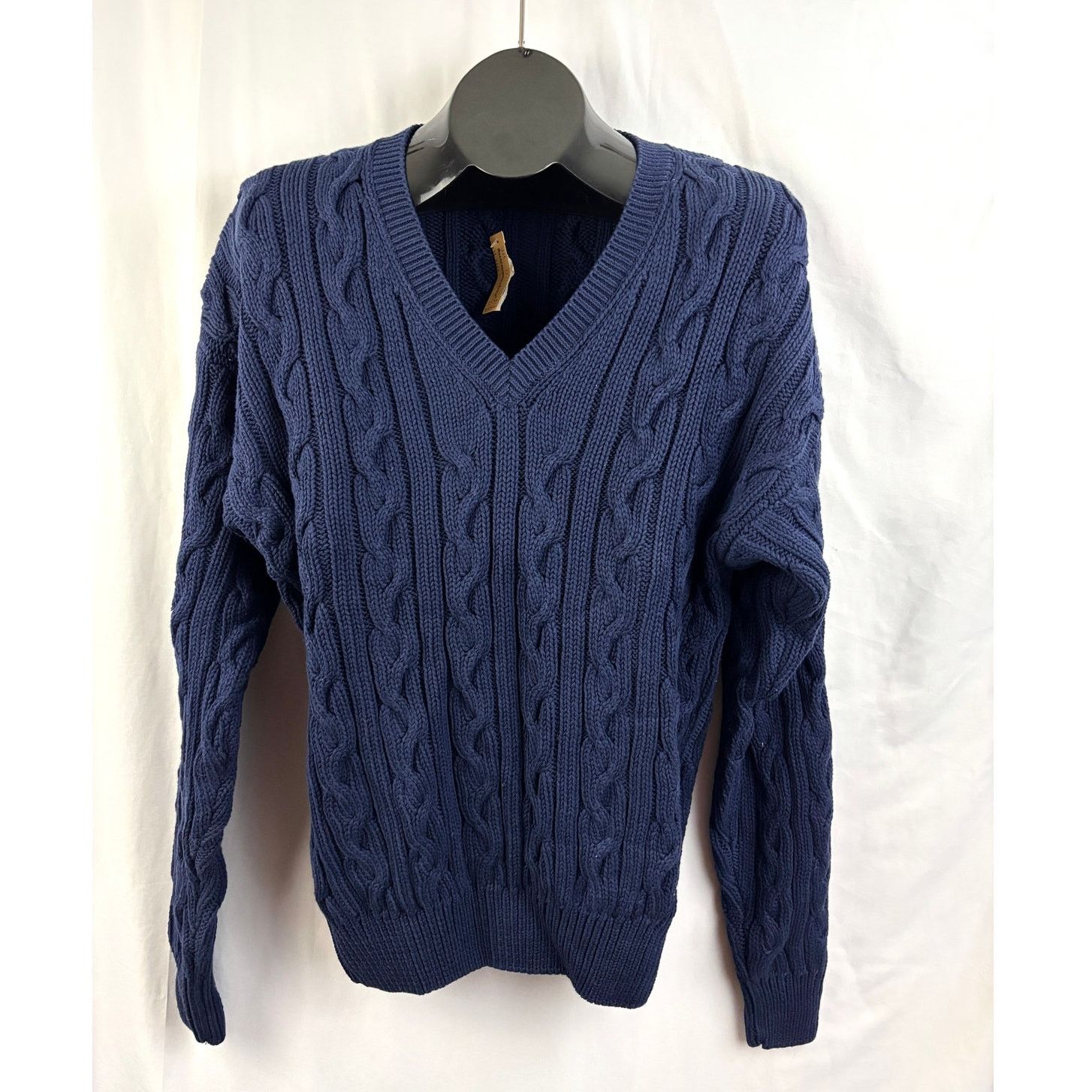 Abercrombie & Fitch Abercrombie & Fitch Cable Knit V-Neck Sweater XL Vintage Size US XL / EU 56 / 4 - 5 Thumbnail