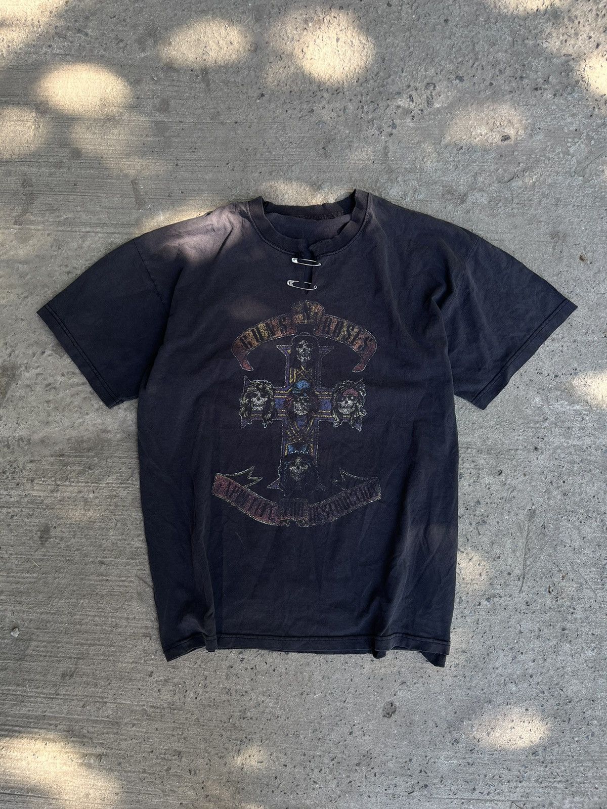 Guns N' Roses Vintage Guns N Roses Appetite For Destruction Distressed Tee Size US L / EU 52-54 / 3 - 1 Thumbnail