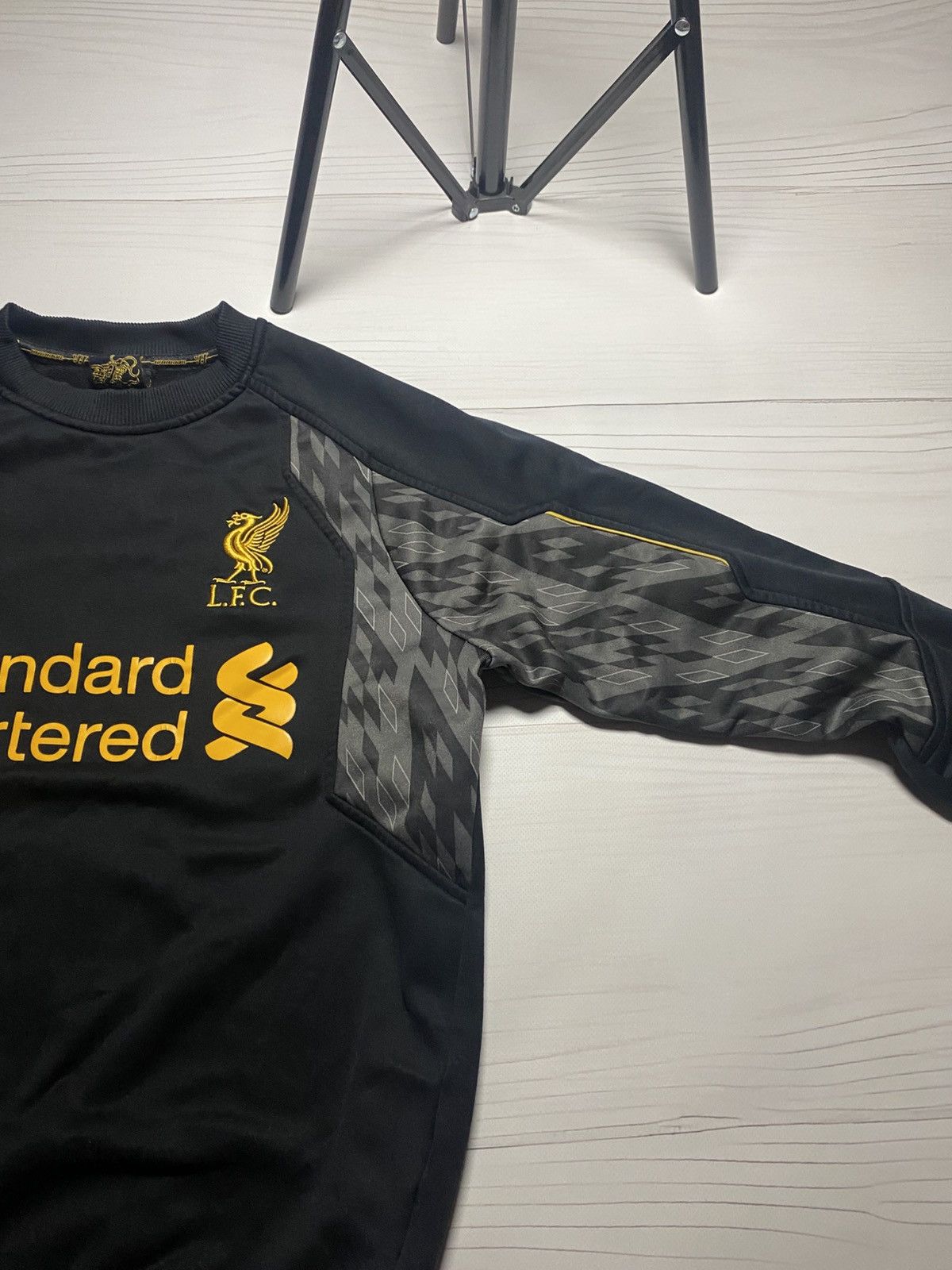 Vintage Vintage Warrior Liverpool training football y2k sweatshirt Size US S / EU 44-46 / 1 - 8 Thumbnail