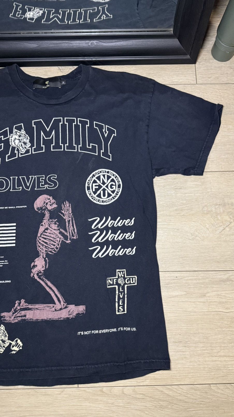 Darc Sport Vintage / Y2K Darc Sport SkeletonPraying Family Wolves Shirt Size US M / EU 48-50 / 2 - 3 Thumbnail