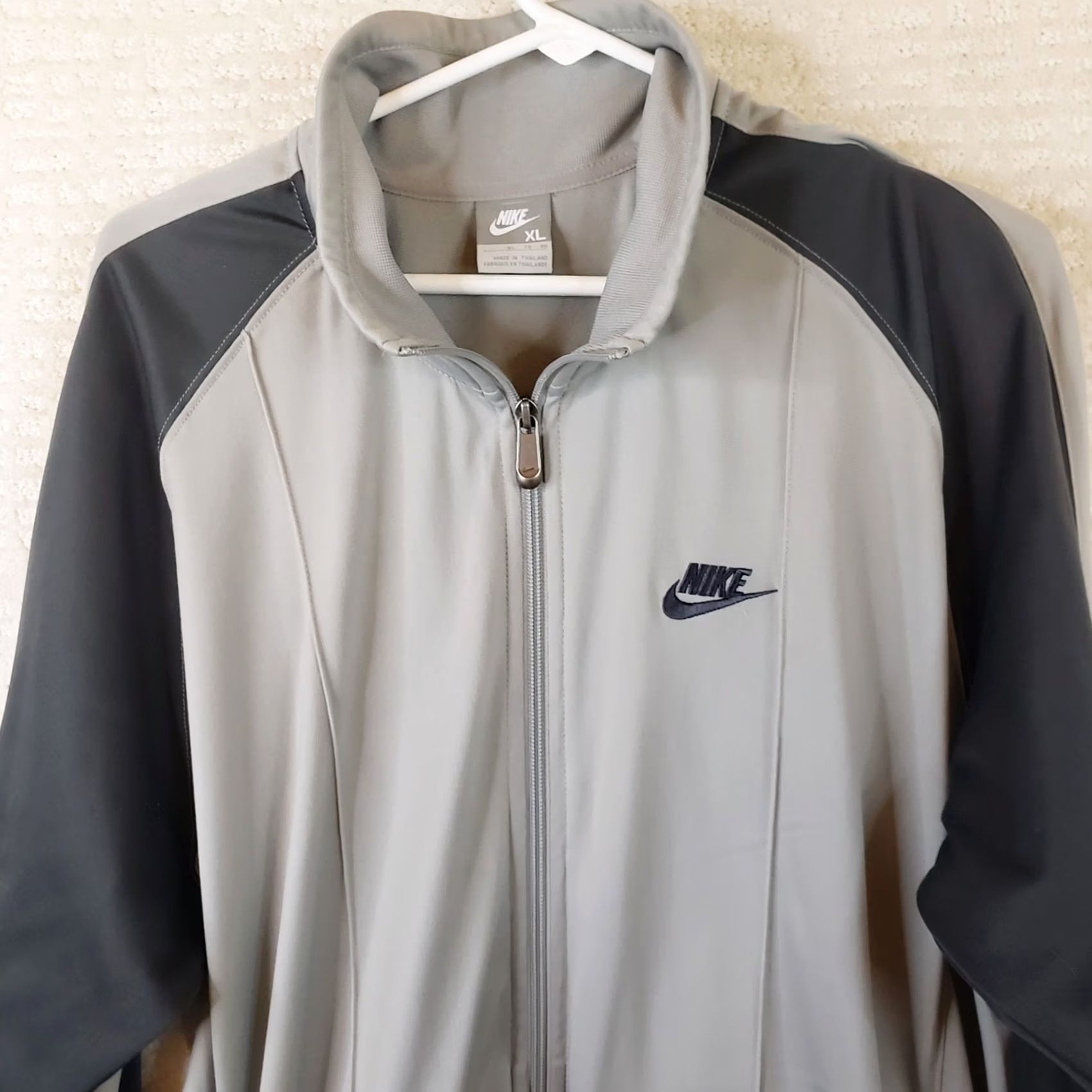 Nike Nike Dri-fit Track Jacket Mens XL Black Gray Full Zip Long Sleeve Mock Neck Size US XL / EU 56 / 4 - 2 Thumbnail