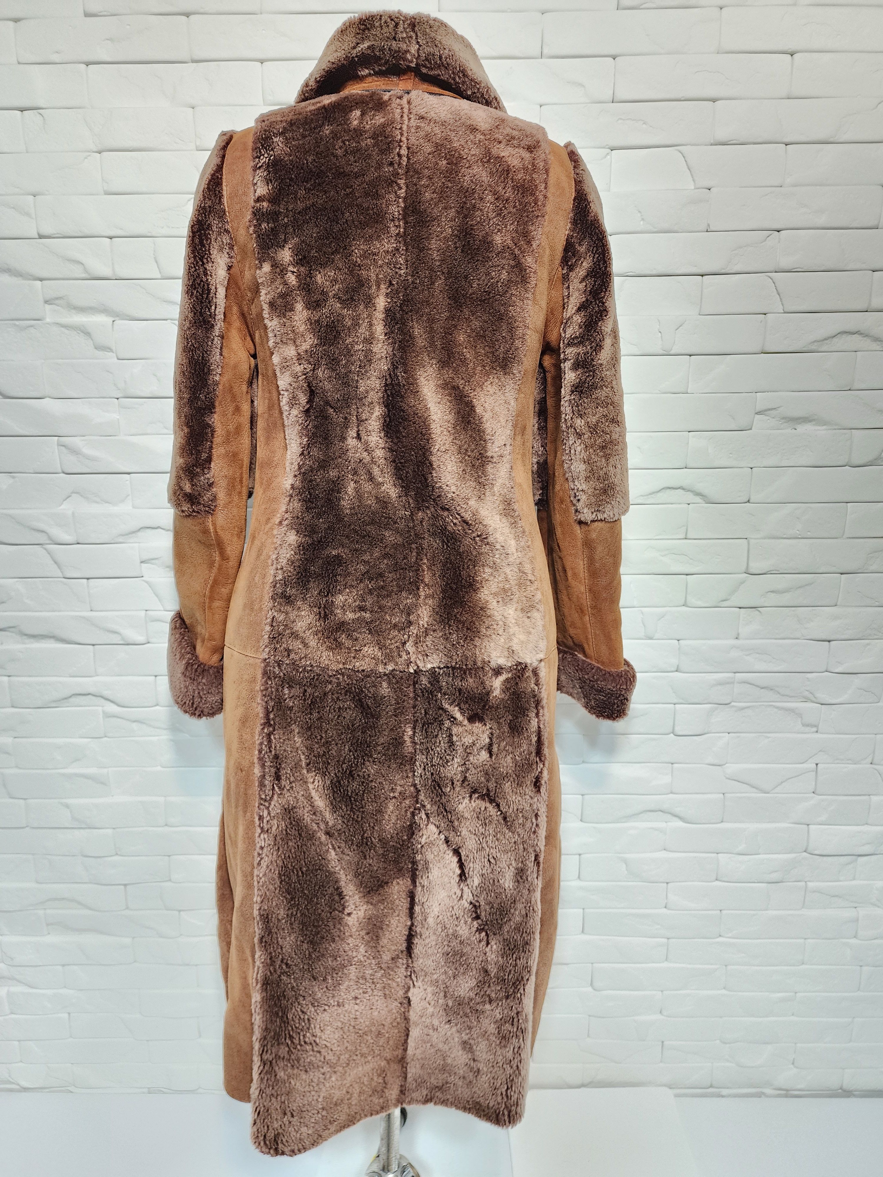 Genuine Leather Women's Brown Sheepskin Coat: Genuine Fur Size M / US 6-8 / IT 42-44 - 4 Thumbnail