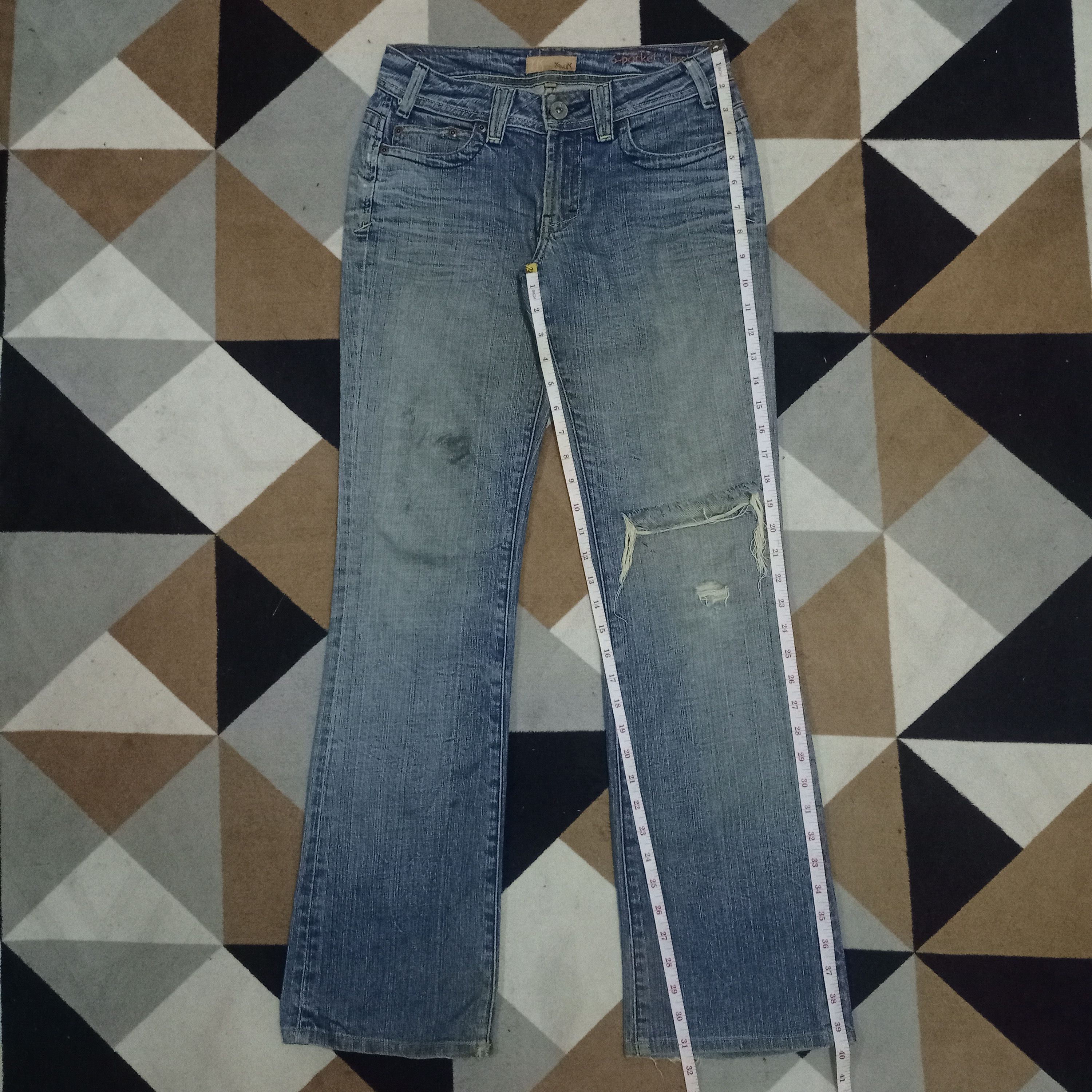 Japanese Brand Vintage Japanese Brand Distressed Style Flare Jeans Size 28" / US 6 / IT 42 - 10 Thumbnail