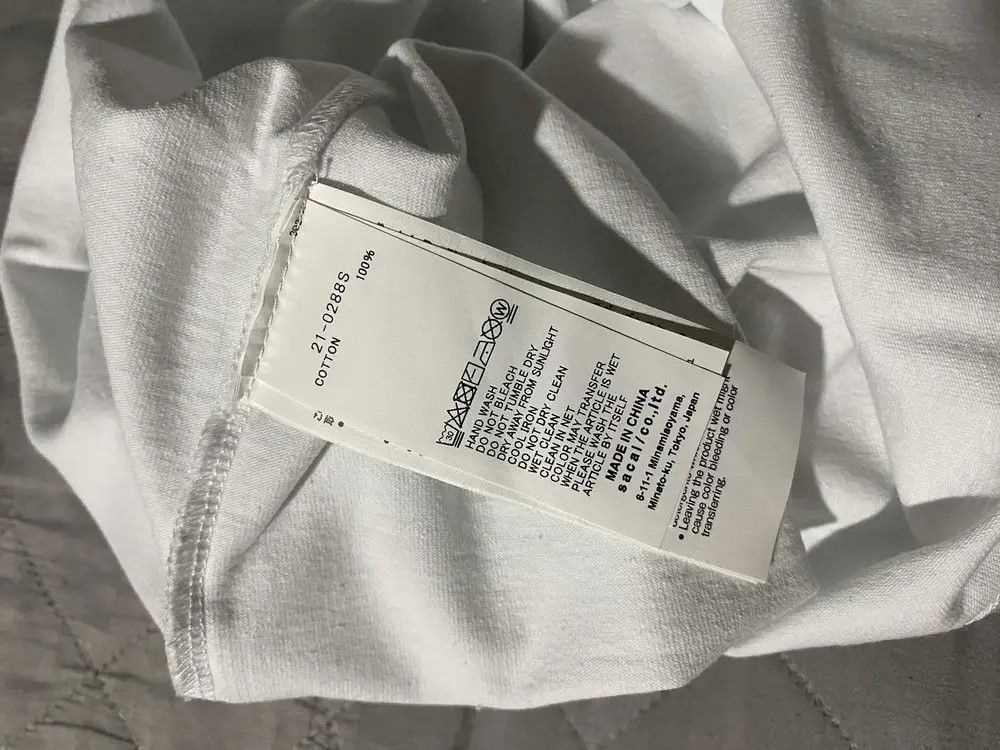 Kaws × Sacai KAWS x Sacai Flock Print T-shirt Size S / US 4 / IT 40 - 9 Thumbnail