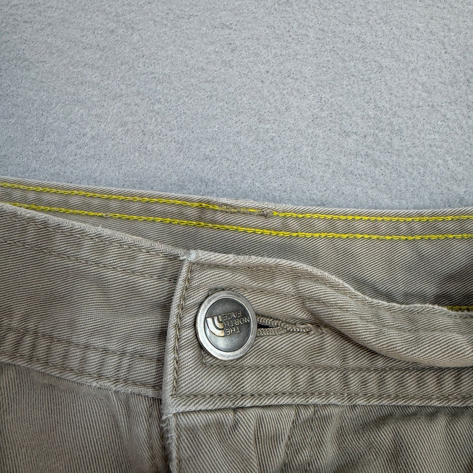 The North Face The North Face Shorts Men's 36 Tan Khaki 11" Inseam Hiking Size US 36 / EU 52 - 3 Thumbnail
