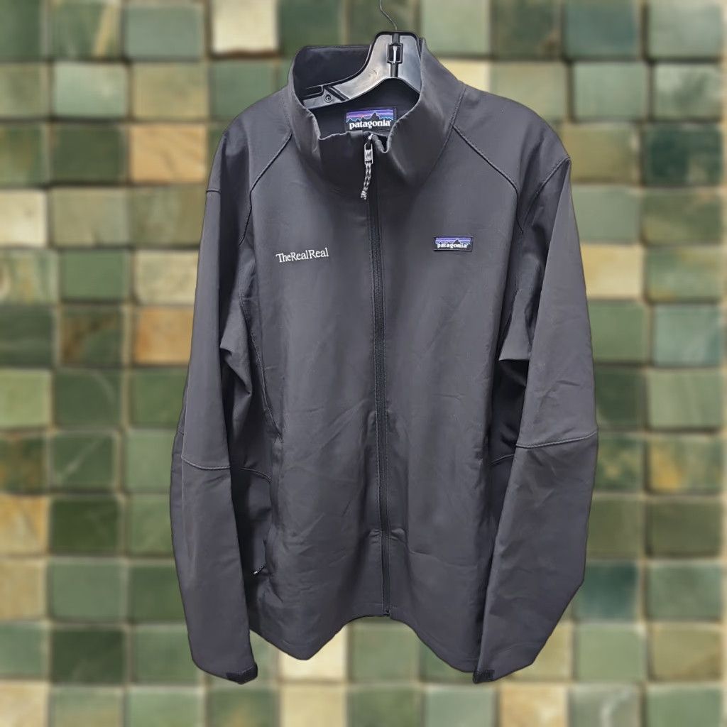 Patagonia Patagonia Jacket Adult XL Black Softshell Full Zip Logo Pockets Mens Size US XL / EU 56 / 4 - 1 Thumbnail