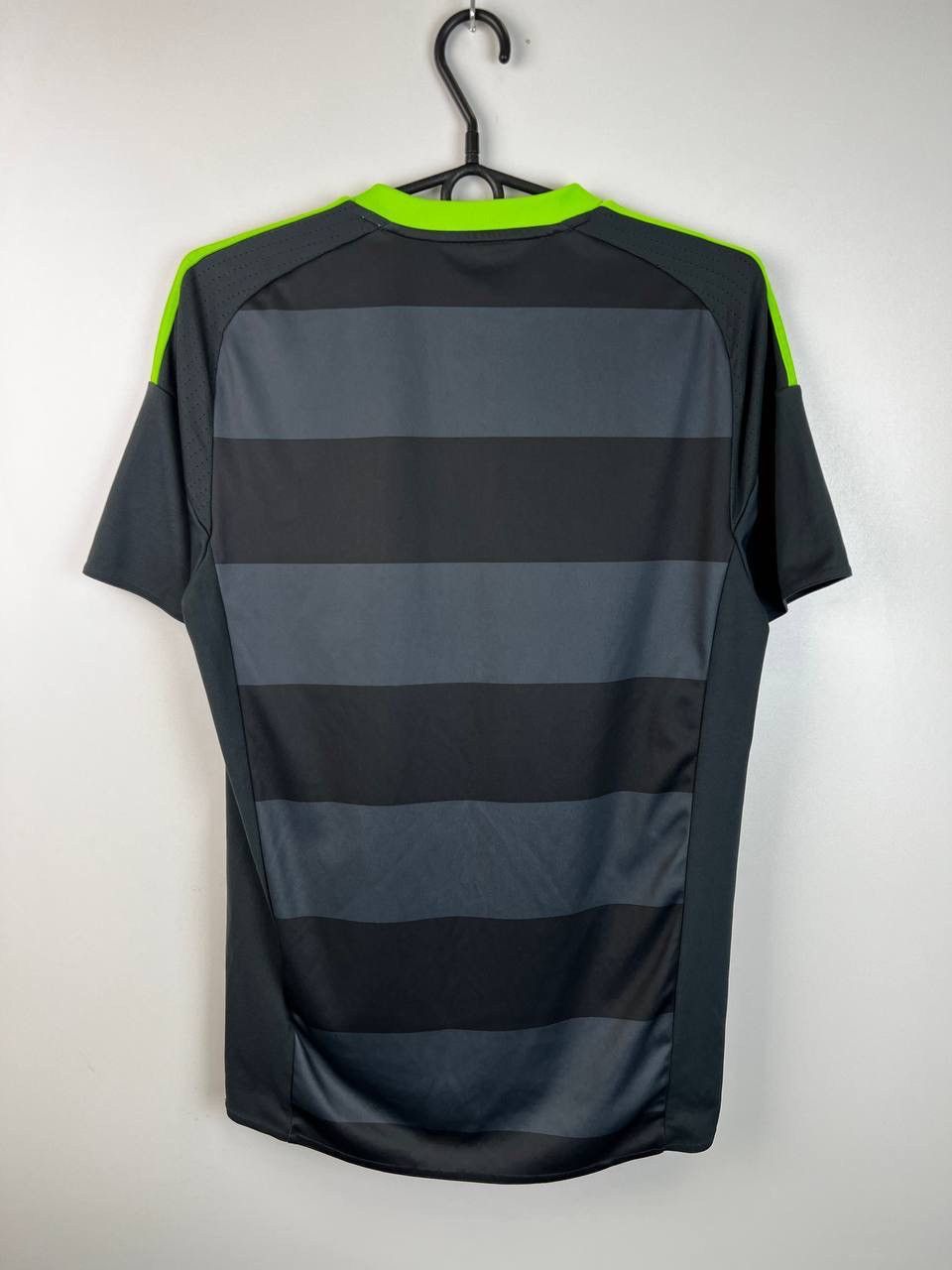 Adidas × Vintage Wales Adidas Jersey t-shirts size S Size US S / EU 44-46 / 1 - 5 Thumbnail