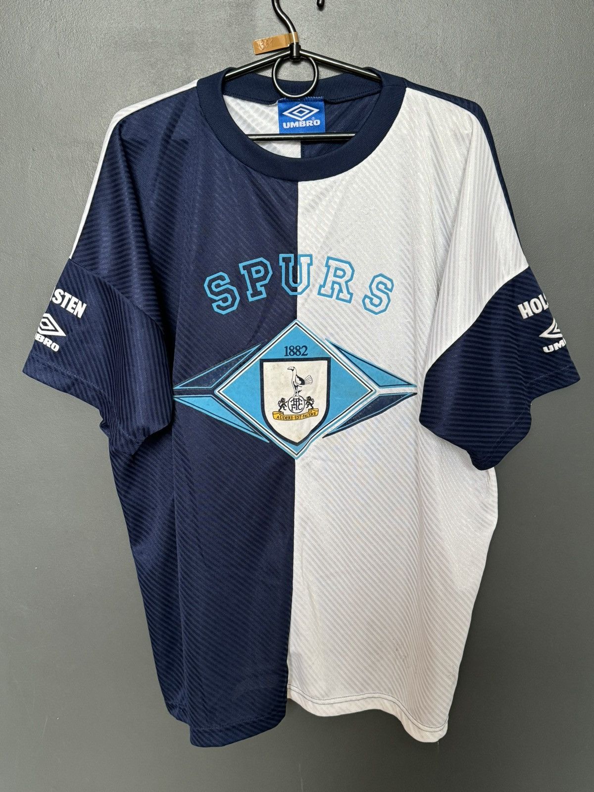 Umbro Tottenham Hotspur 94/95 Training Football Jersey Size US XL / EU 56 / 4 - 1 Thumbnail