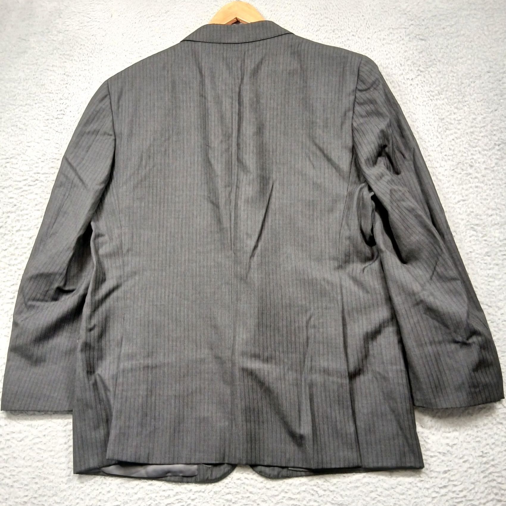 Saks Fifth Avenue Saks Fifth Avenue Wool Blazer Men's 46R Gray Pinstripe Sport Coat Jacket 2 Piece Notch Lapel Two-Button Front Flat Front Regular Fit Double-Vented Size 40R - 3 Thumbnail