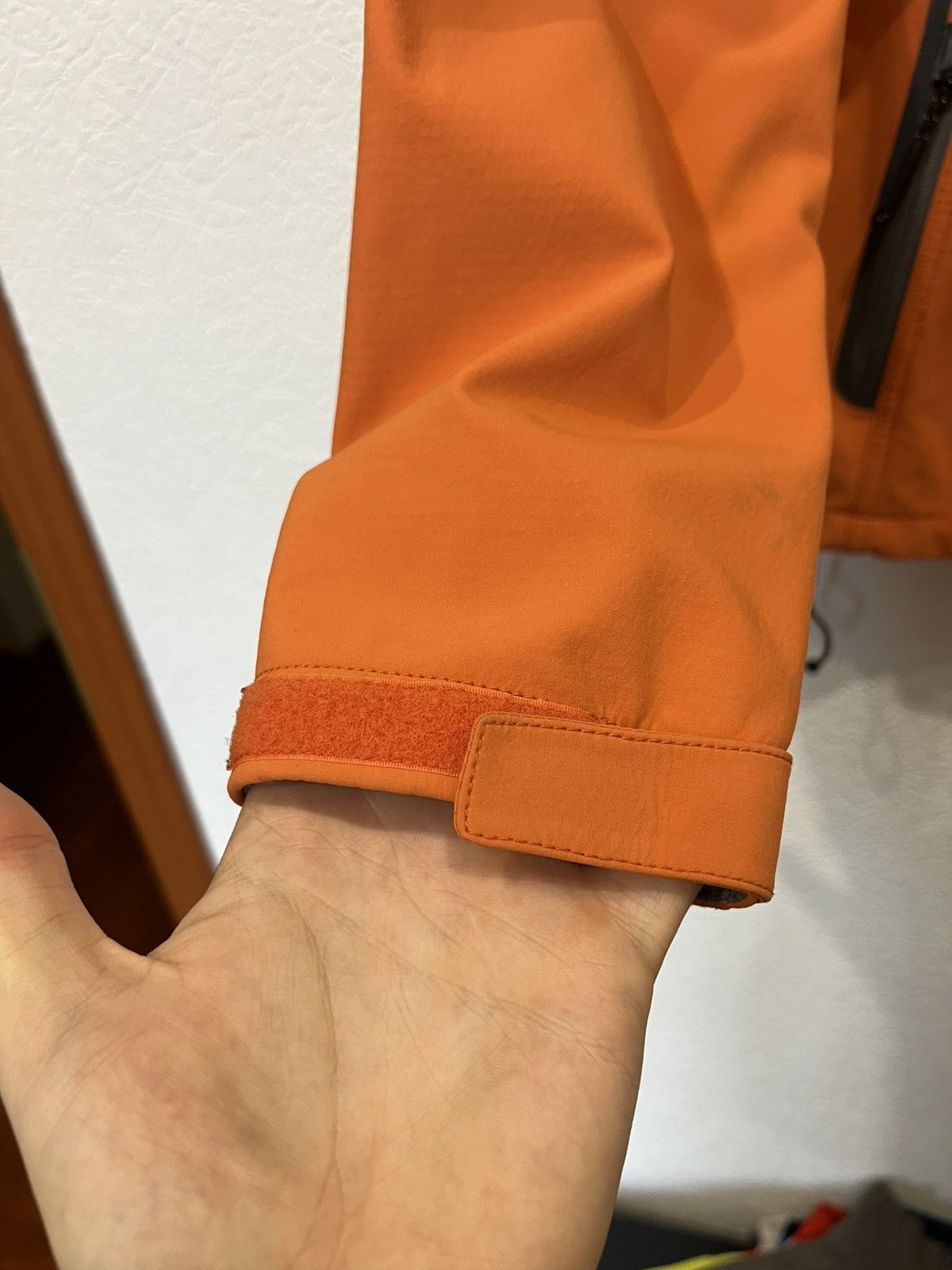 Carhartt Carhartt Vintage Orange Nylon Jacket Mens Size US S / EU 44-46 / 1 - 7 Thumbnail