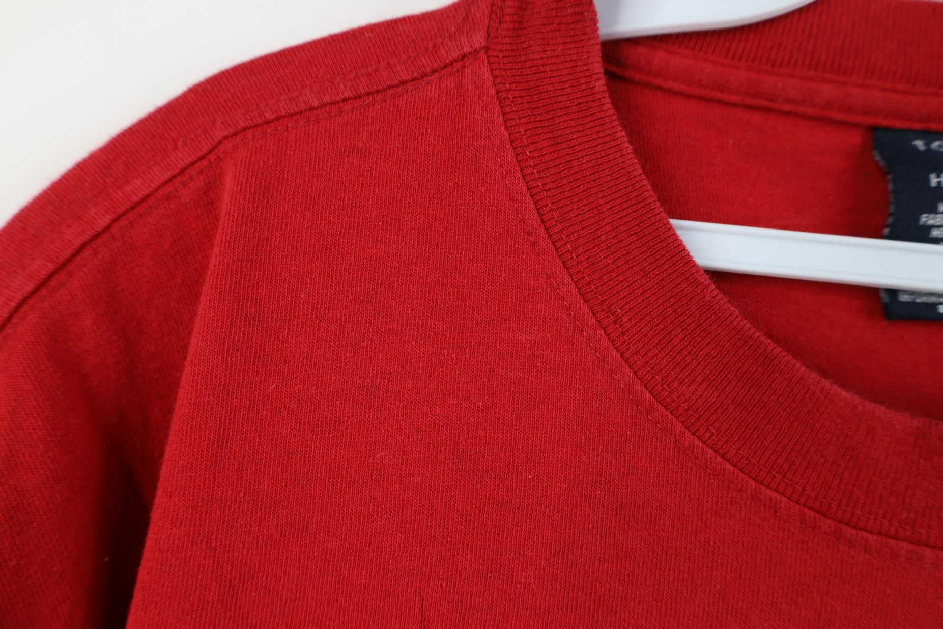 Tommy Hilfiger Vintage 90s Tommy Hilfiger Center Logo T-Shirt Red Cotton Size US XL / EU 56 / 4 - 5 Thumbnail