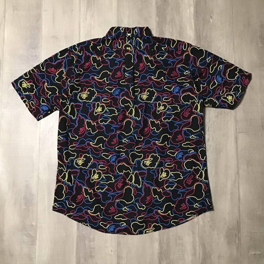 Bape 🔥Vintage🔥 BAPE Neon camo BD shirt a bathing ape NIGO Size US L / EU 52-54 / 3 - 3 Thumbnail