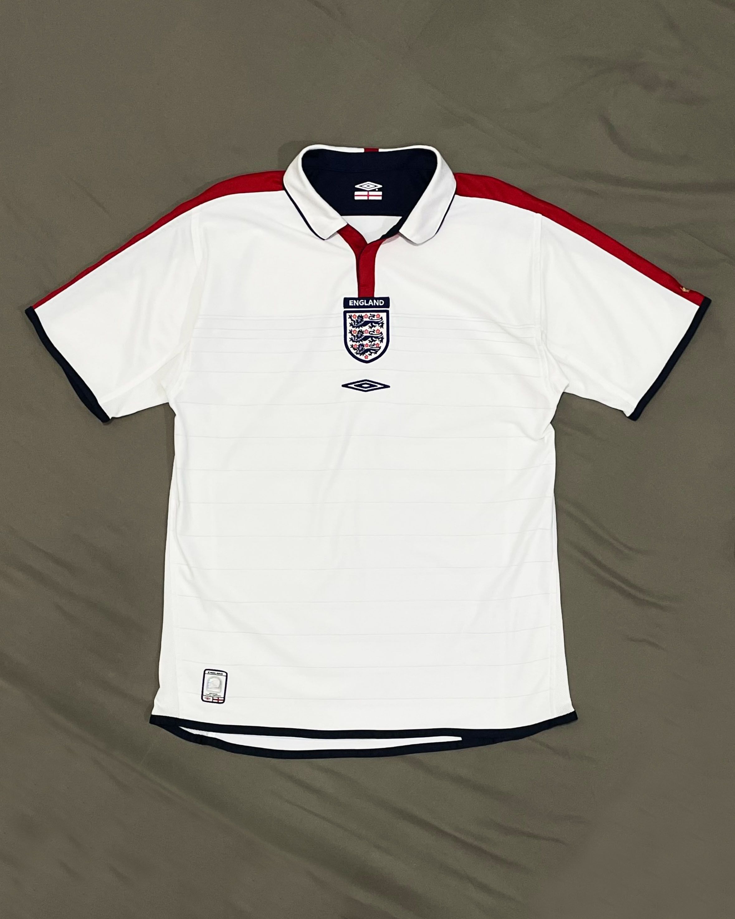Umbro England Home Kit 2003 2004 2005 Size US M / EU 48-50 / 2 - 1 Thumbnail