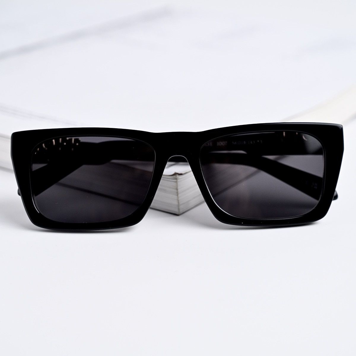 Off-White OFF WHITE ALBANY SUNGLASSES Size ONE SIZE - 11 Thumbnail