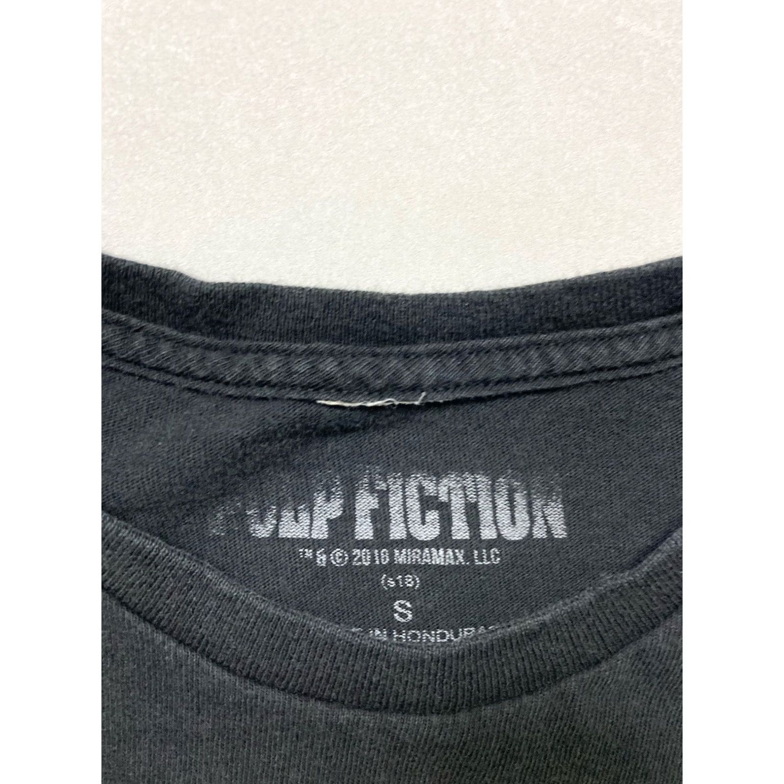 Vintage VINTAGE Pulp Fiction T-Shirt Women Small Black Short Sleeve Size S / US 4 / IT 40 - 4 Thumbnail