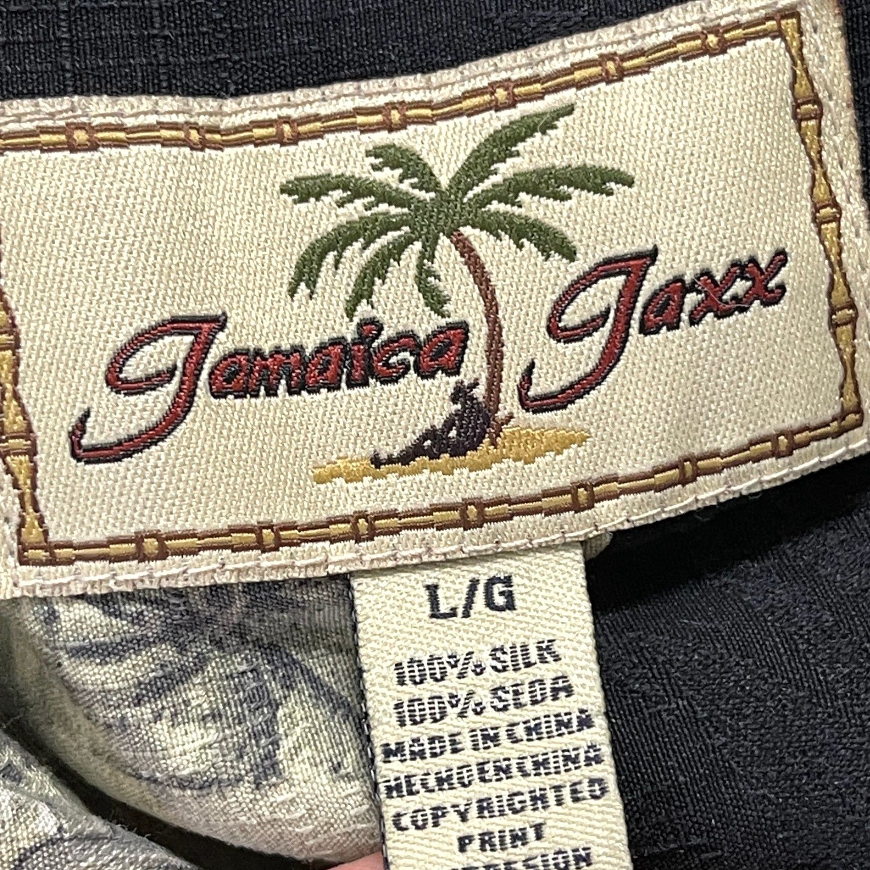 Vintage Jamaica Jaxx Shirt Black Silk Floral Short Sleeves Hawaiian Aloha Button-Up 100% Silk Mens L Size US L / EU 52-54 / 3 - 3 Thumbnail
