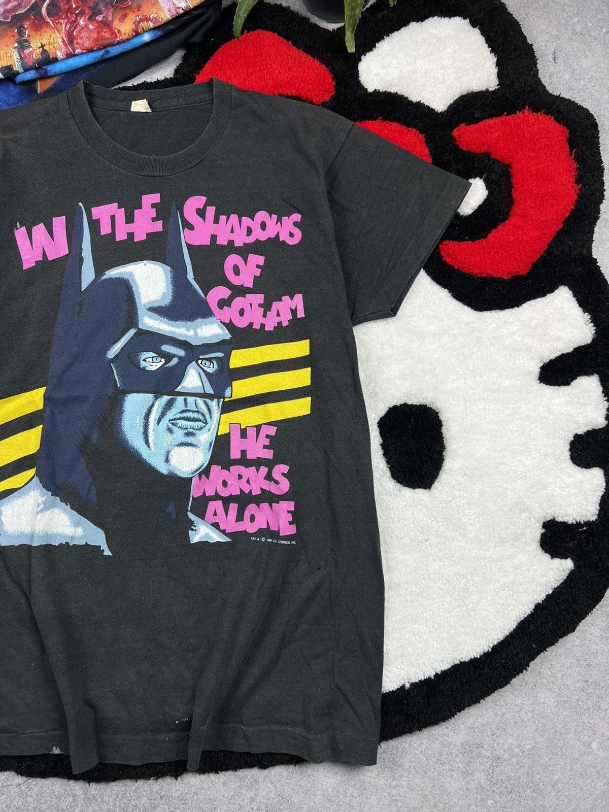 Vintage Vintage Batman 1989 Faded Distressed Gotham Y2K Tee Shirt Size US M / EU 48-50 / 2 - 3 Thumbnail