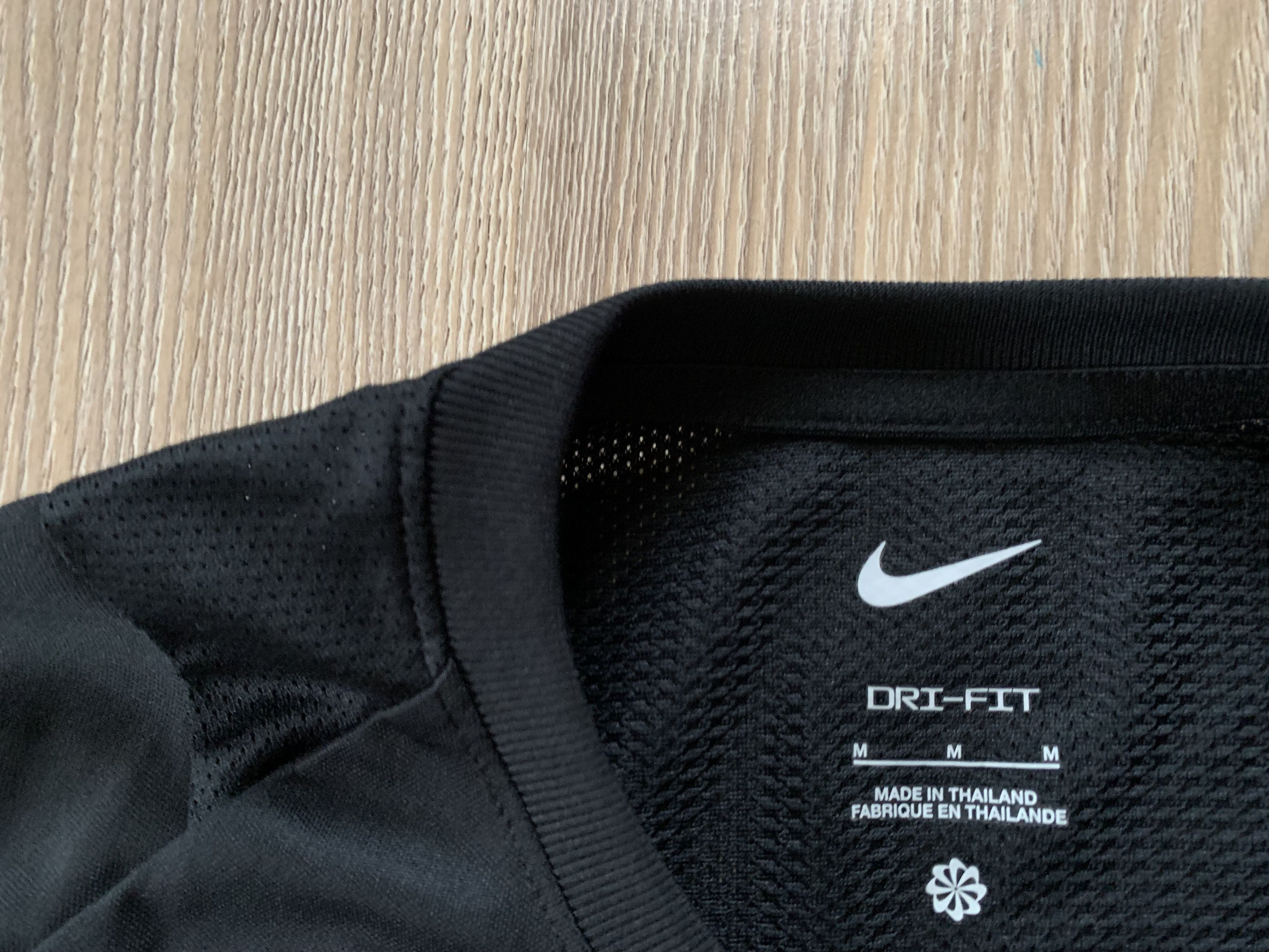Nike Womens Nike Black Training T Shirt Size M / US 6-8 / IT 42-44 - 5 Thumbnail