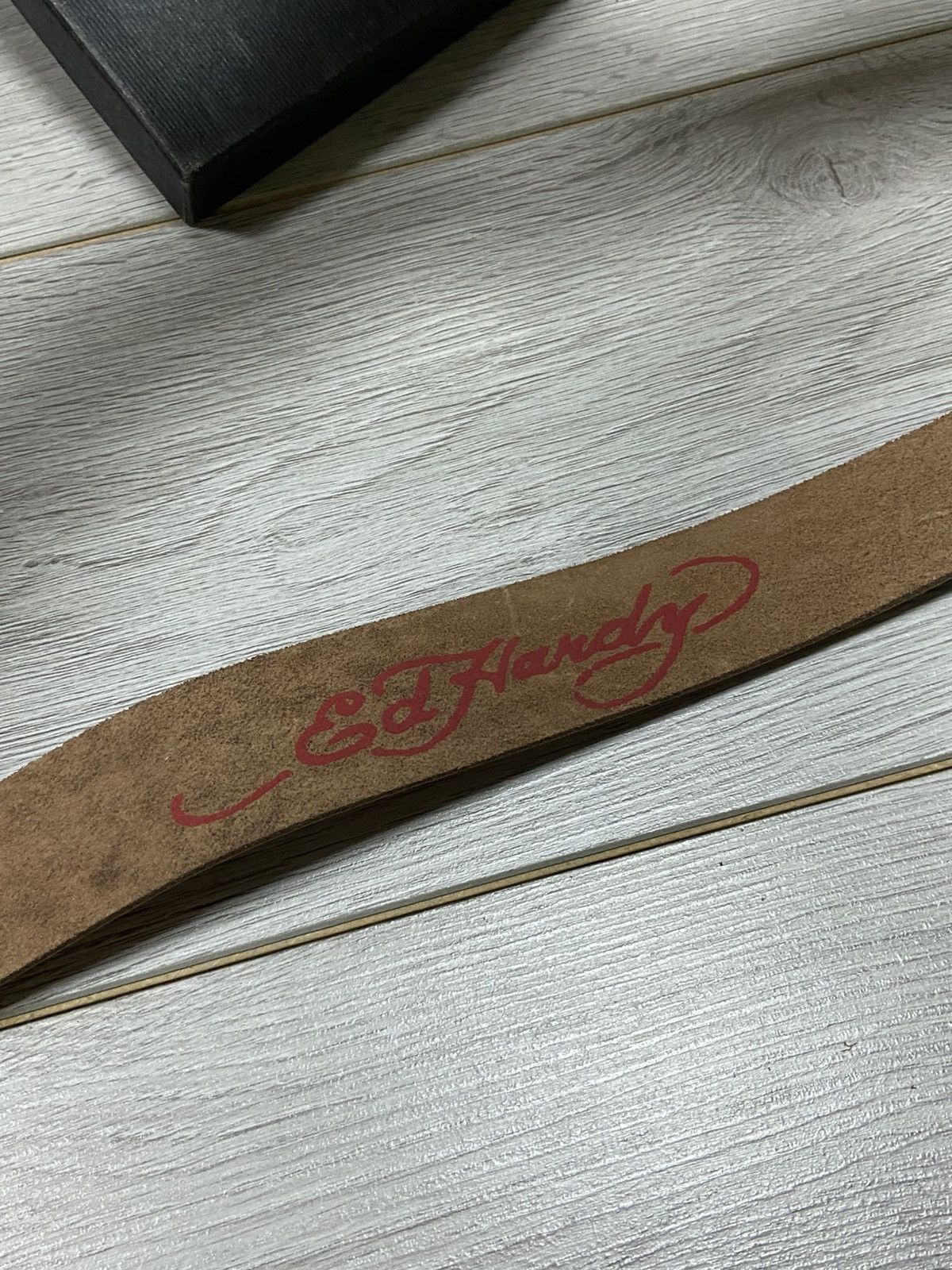 Christian Audigier × Ed Hardy × Vintage Ed Hardy rose 🌹 vintage leather belt over print big buckle Size ONE SIZE - 7 Thumbnail