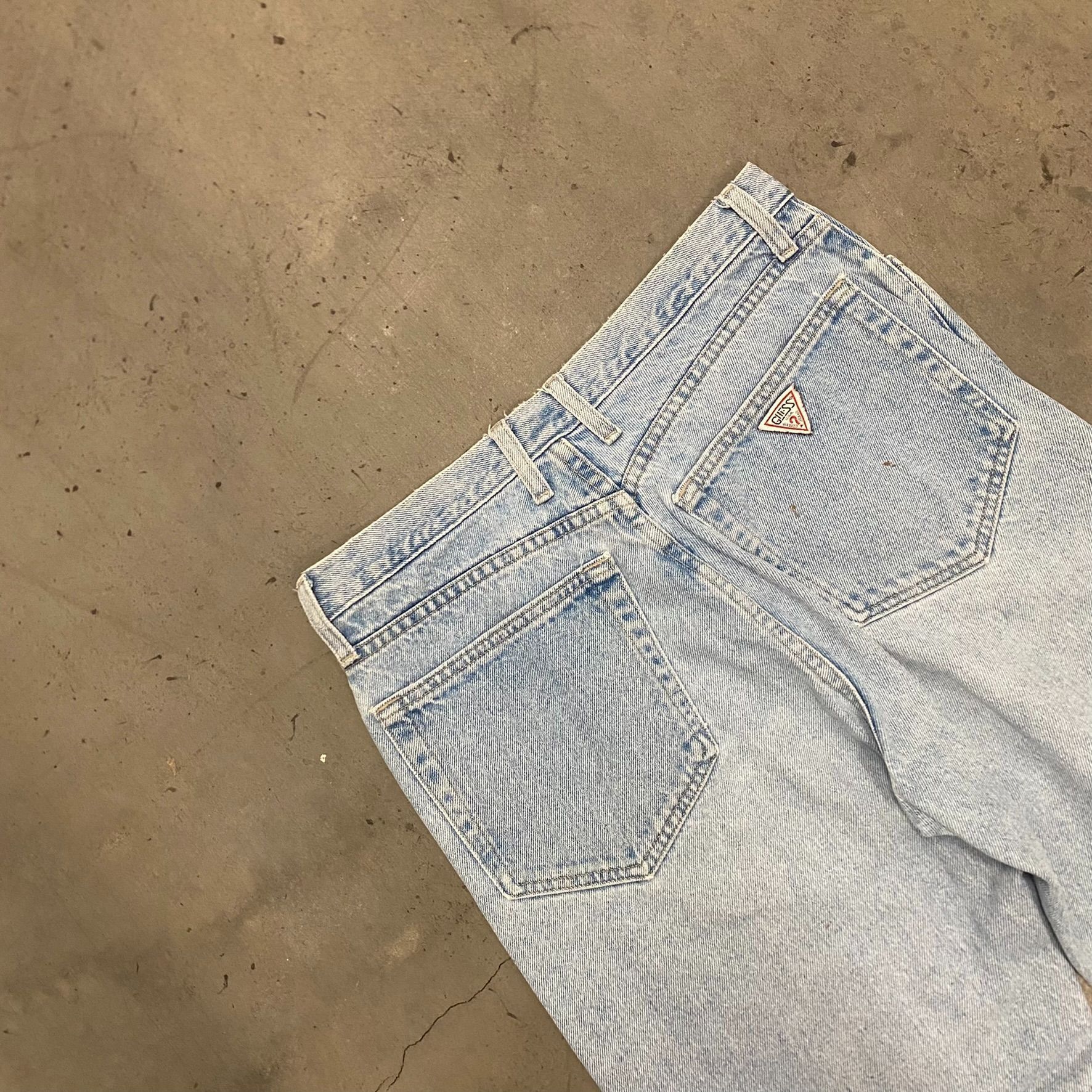 Guess Vintage 90s Guess Stonewashed Faded Denim Baggy Jeans Size US 32 / EU 48 - 6 Thumbnail