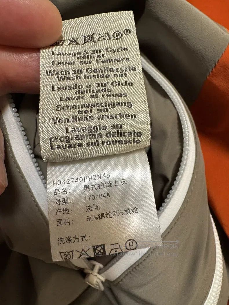 Hermes Hermes Windproof and Waterproof Windbreaker with Unique Co Size US M / EU 48-50 / 2 - 9 Thumbnail