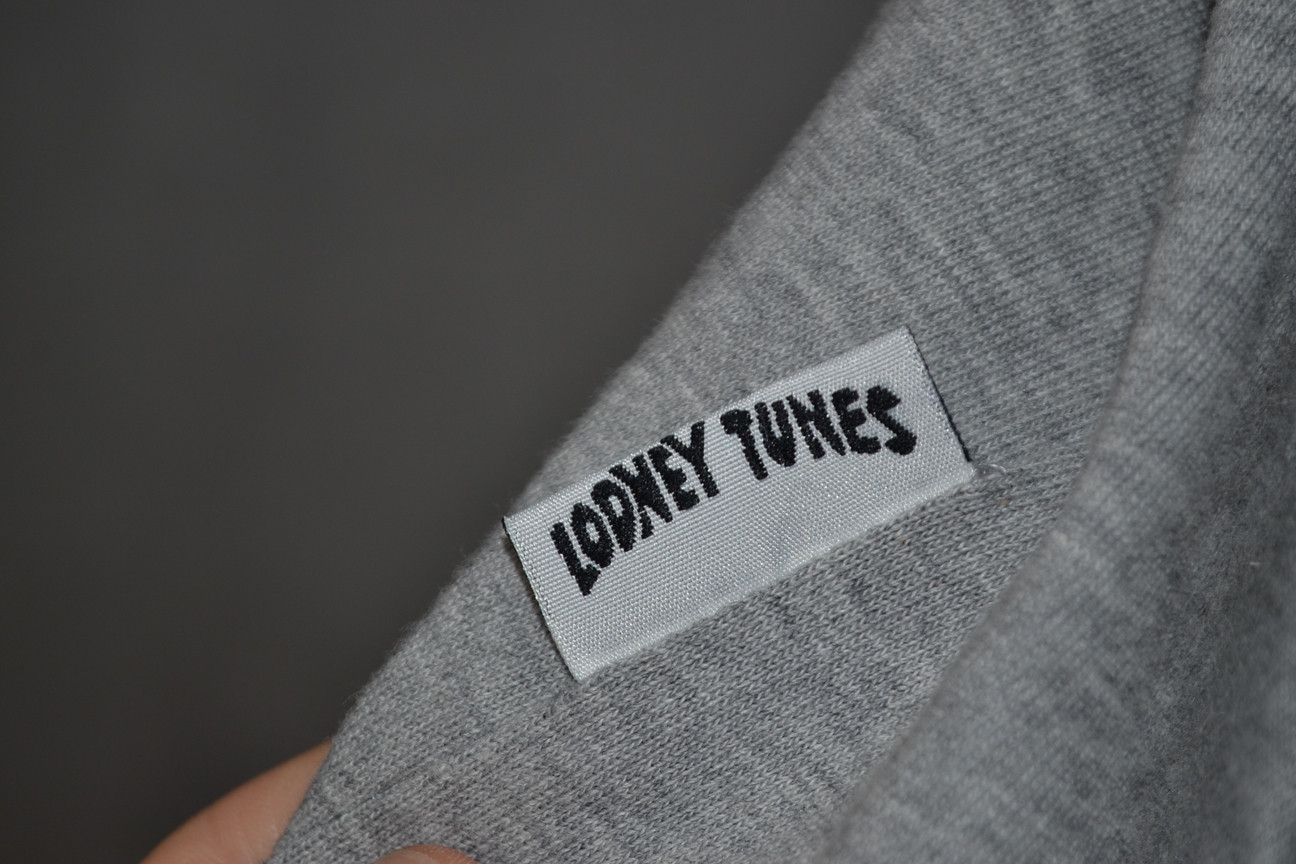 Acme Clothing × Vintage × Warner Bros Vintage 1995 Looney Tunes Space Jam Bugs Bunny & Taz tee Size US XL / EU 56 / 4 - 6 Thumbnail