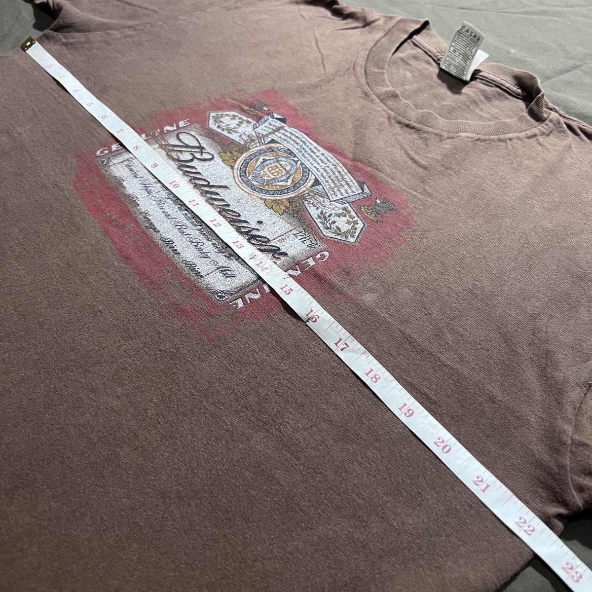 Vintage Vintage Y2K Budweiser Beer Logo Tee L graphic streetwear Size US L / EU 52-54 / 3 - 7 Thumbnail