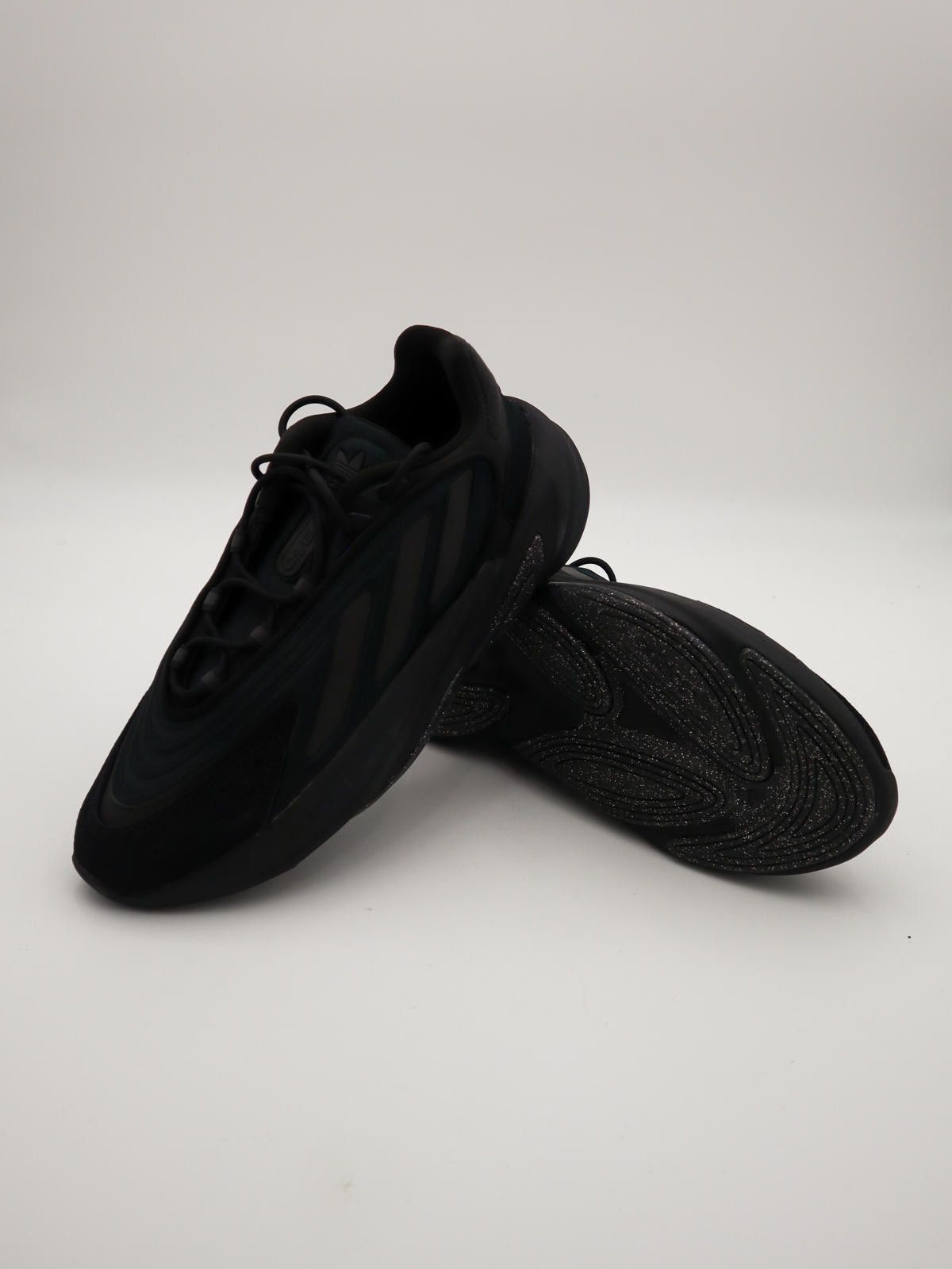 Adidas adidas Ozelia - H04268 - Black Carbon - Brand New in Box Size US 7.5 / EU 40-41 - 3 Thumbnail