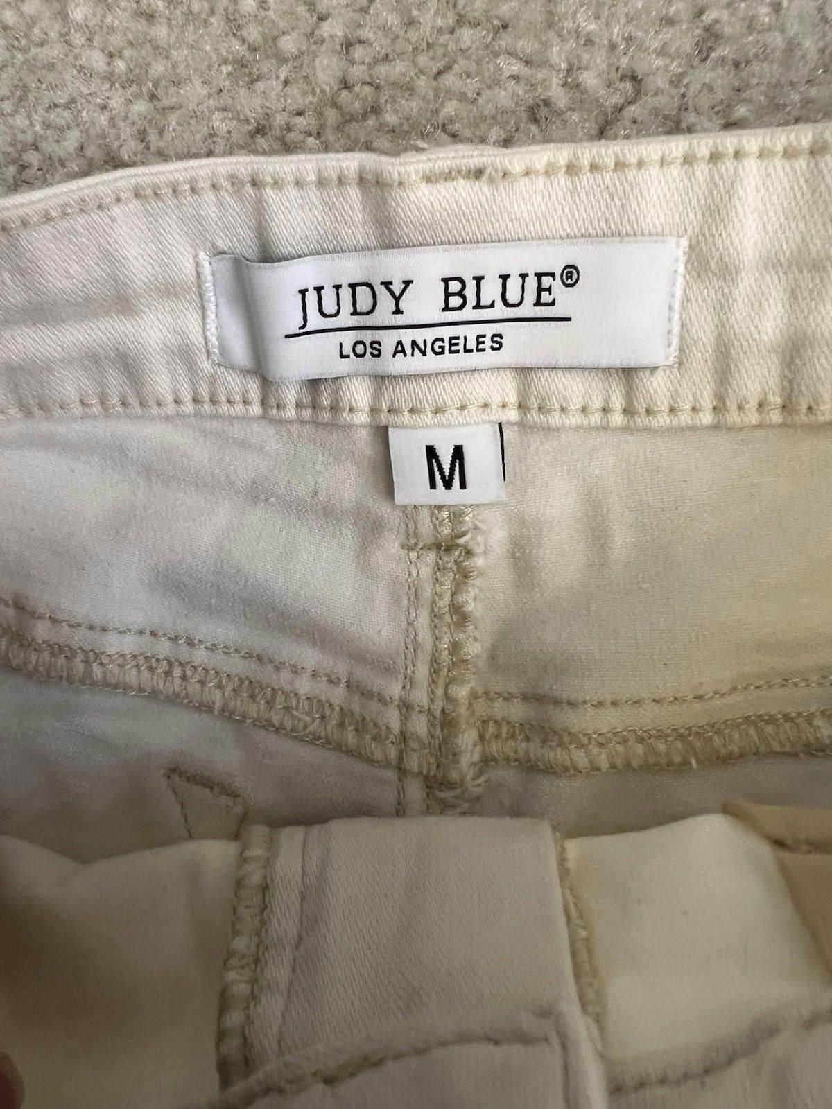 Designer Judy Blue High Rise Denim Shorts Size Medium White Style Size 32" / US 10 / IT 46 - 4 Thumbnail
