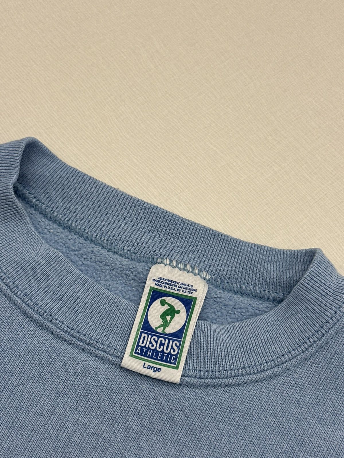 Vintage Vintage 80s Discus Athletic Notre Dame Baby Blue Crewneck L Size US L / EU 52-54 / 3 - 6 Thumbnail