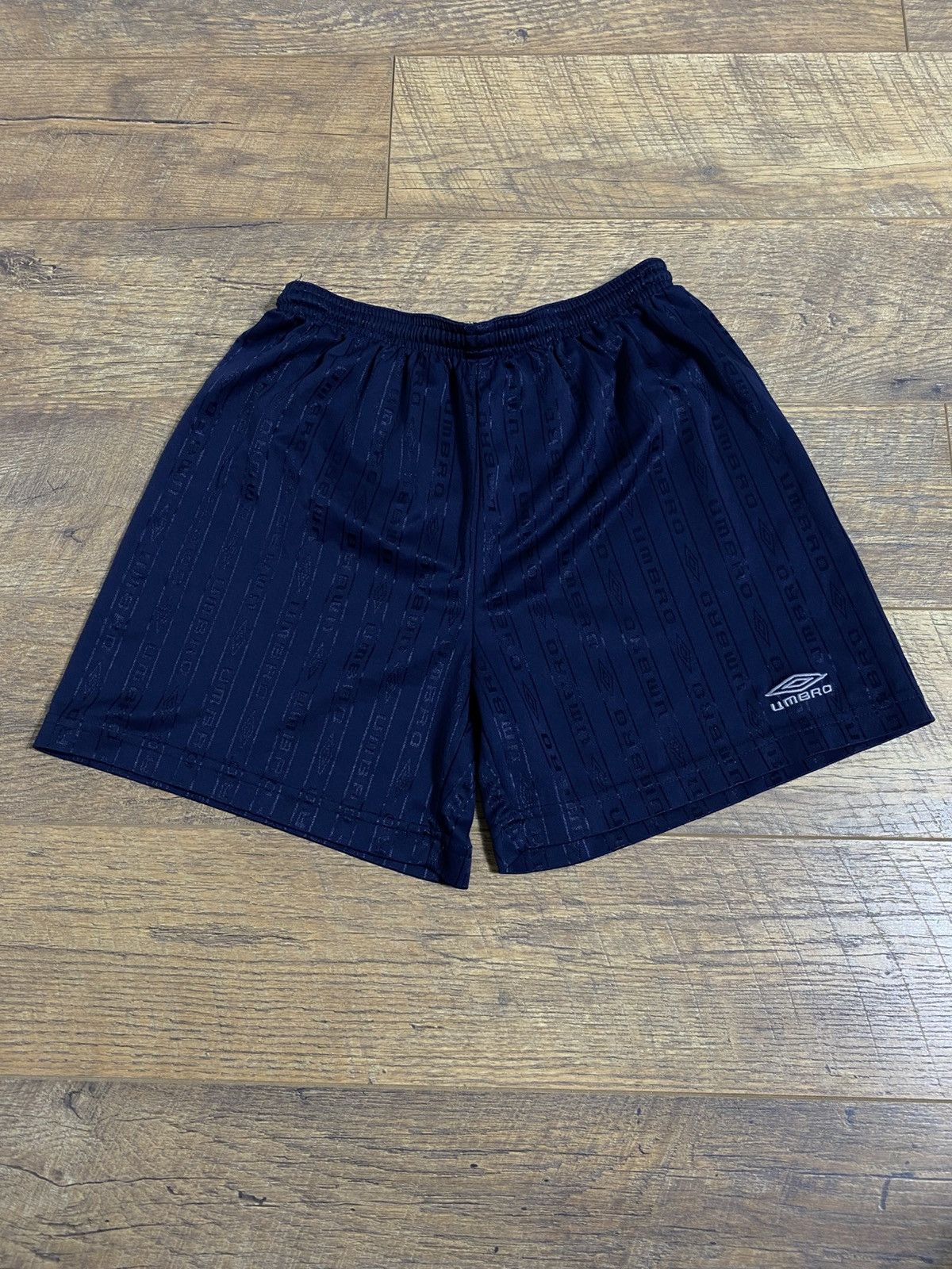 Umbro Vintage Umbro Monogram Jacquard Logo Soccer Shorts Navy M Size US 31 - 1 Thumbnail
